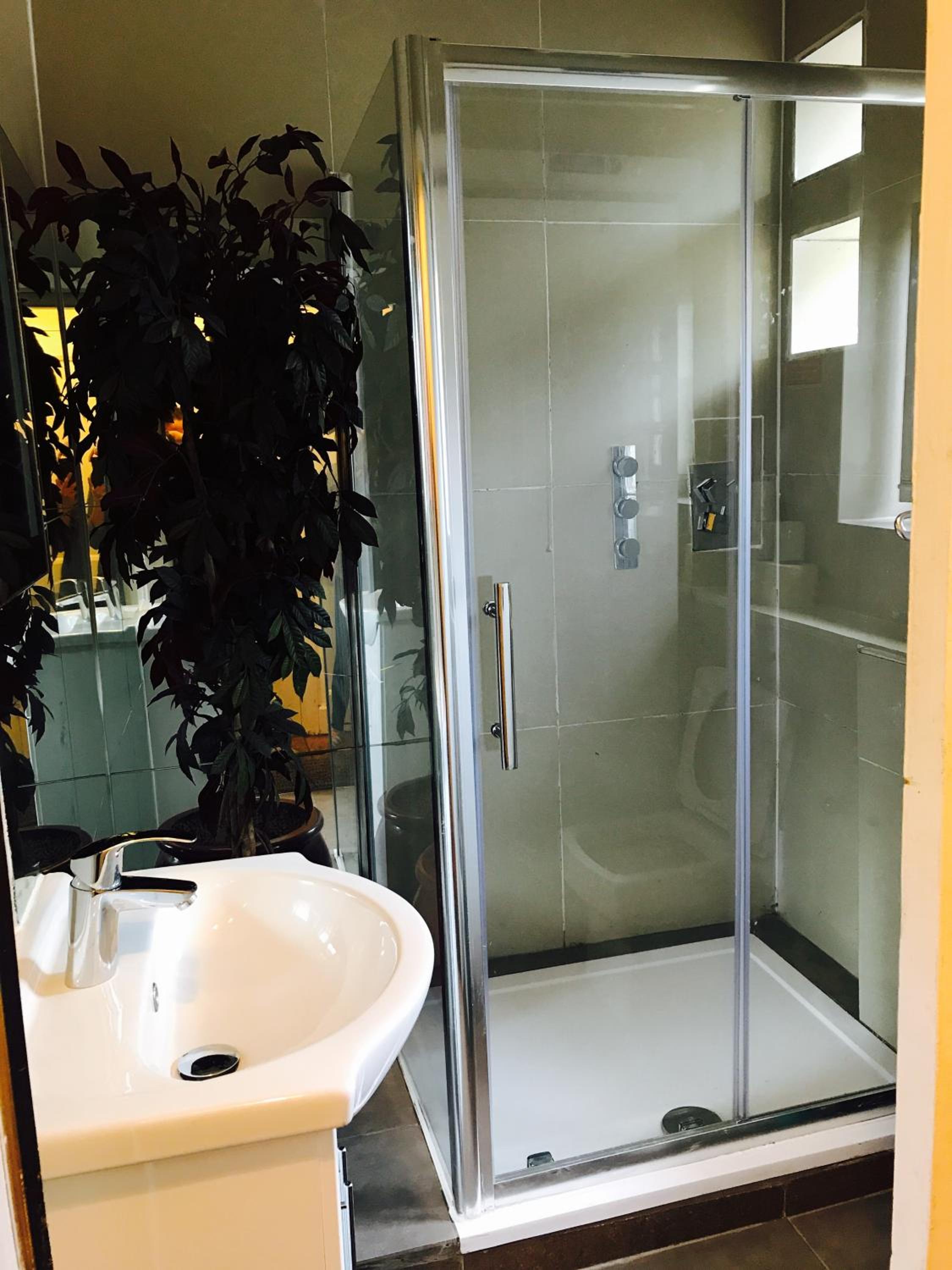 Superior Studio with Shared Bathroom photo 2