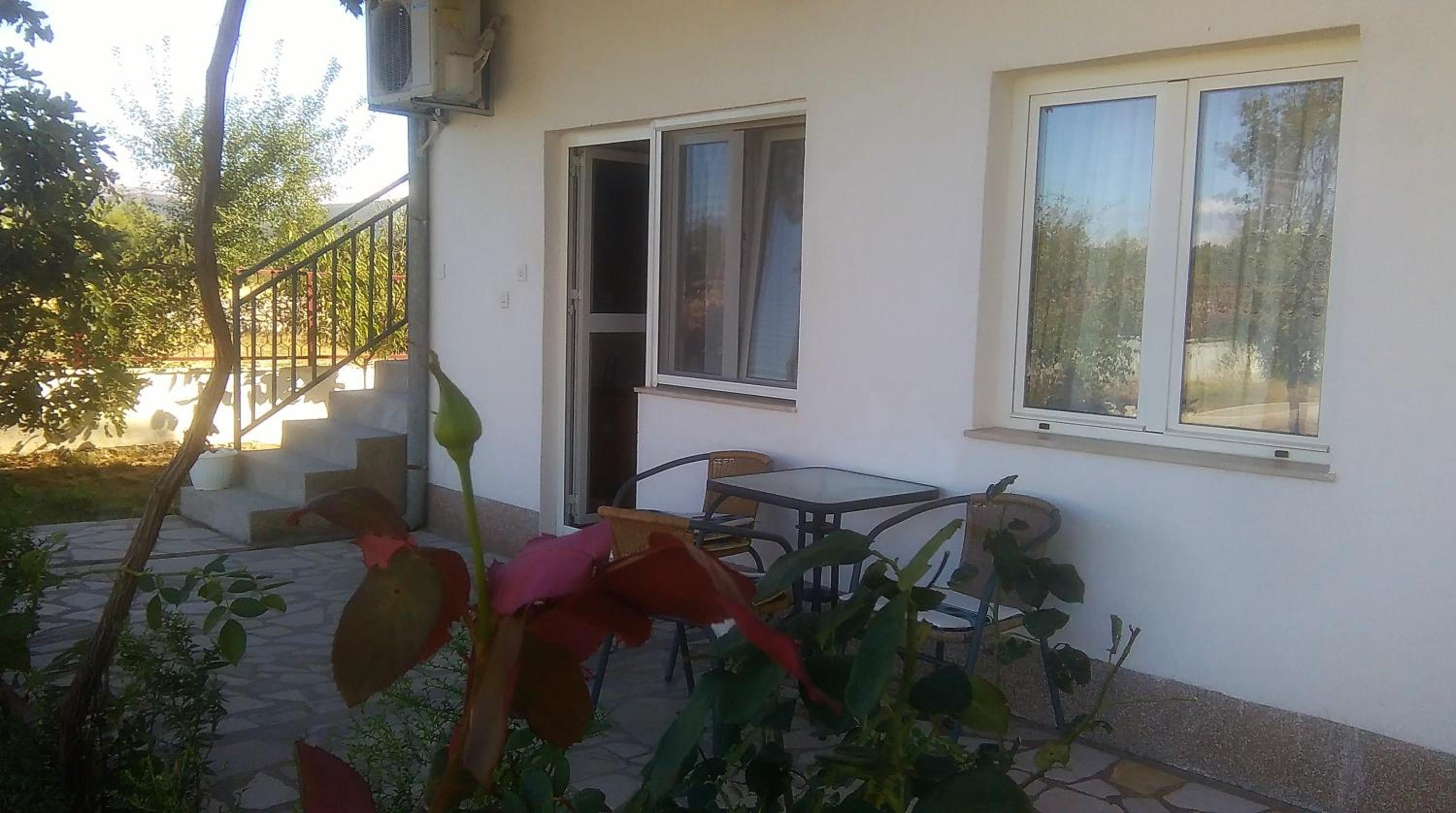 Apartment with Garden View - Photo 12