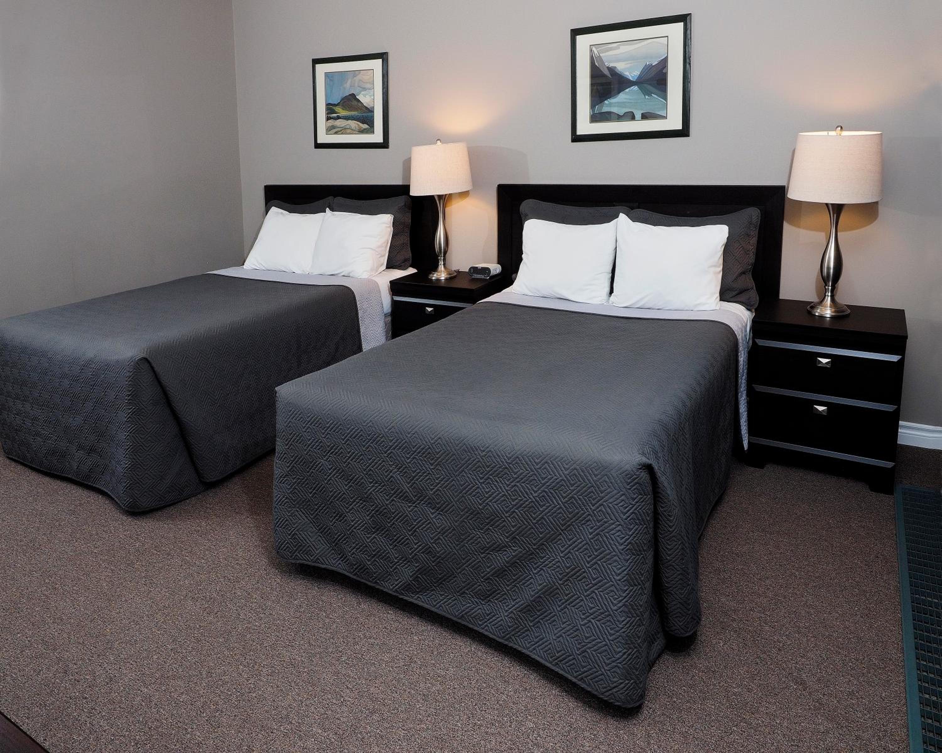 Double Room with Two Double Beds - Non-Smoking- No Pets