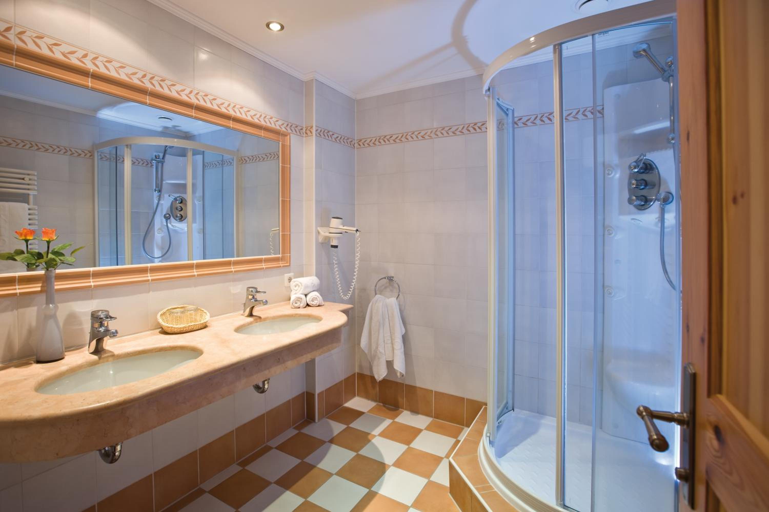 Superior Double Room - Photo 2