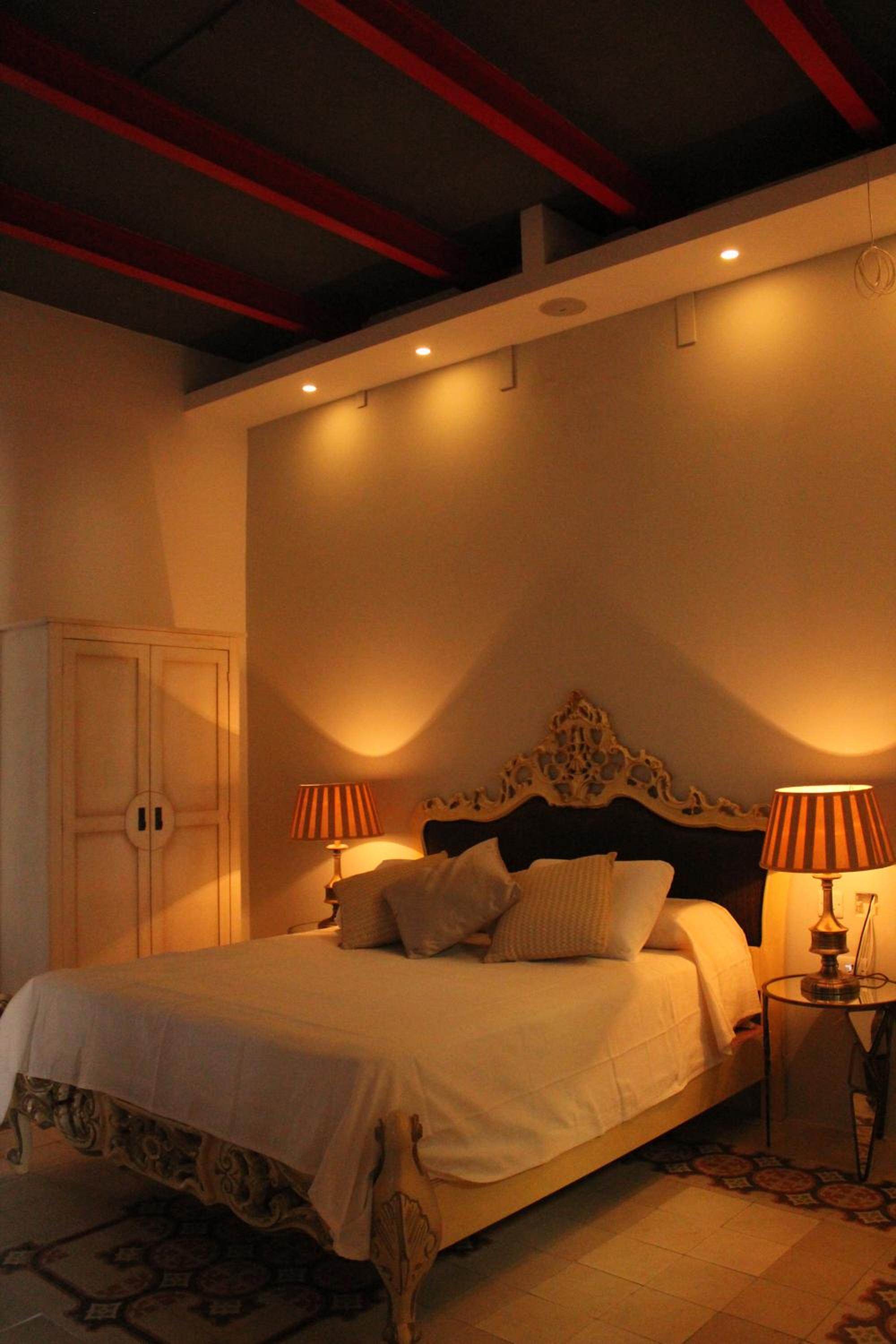 Suite with Terrace - Photo 6