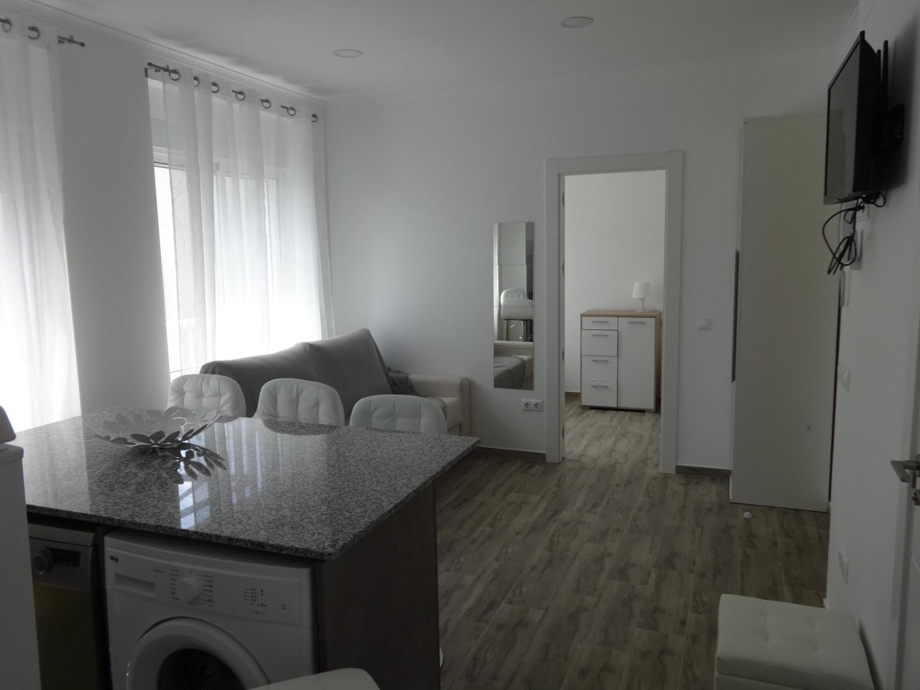 Apartamento de Dos Dormitorios I