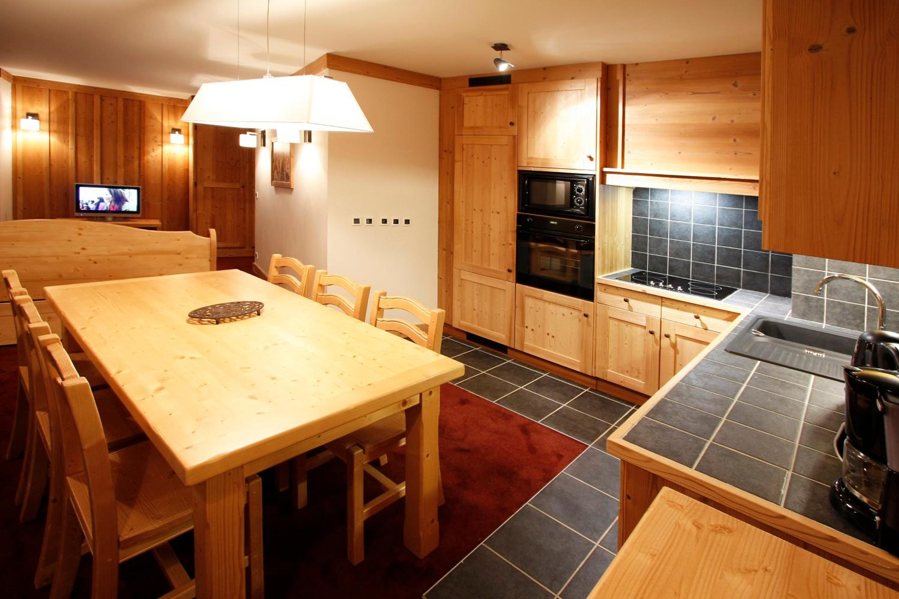 Three-Bedroom Apartment (6 Adults) photo 3