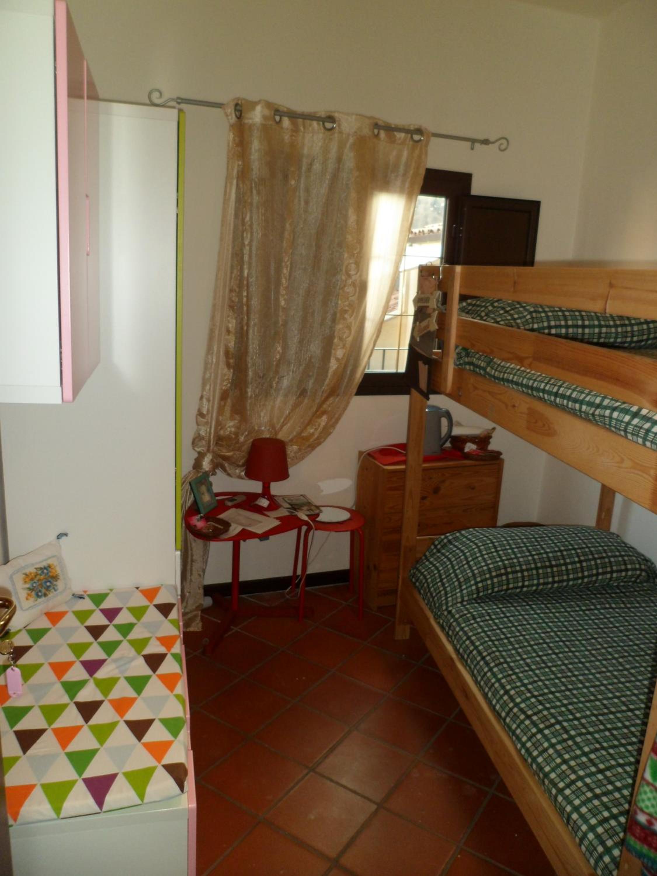 Twin Room - Photo 3