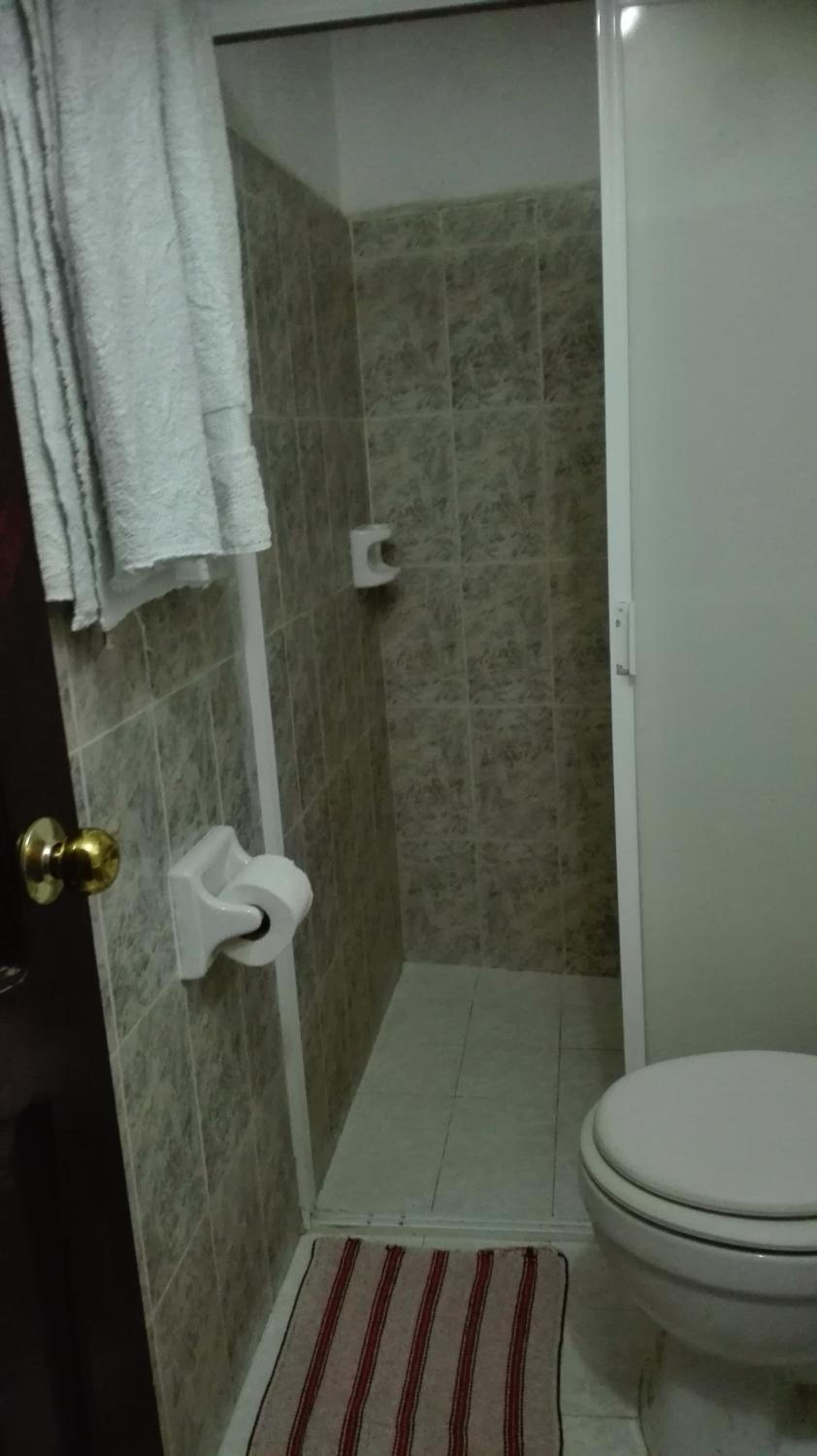 Double or Twin Room with Private Bathroom photo 2