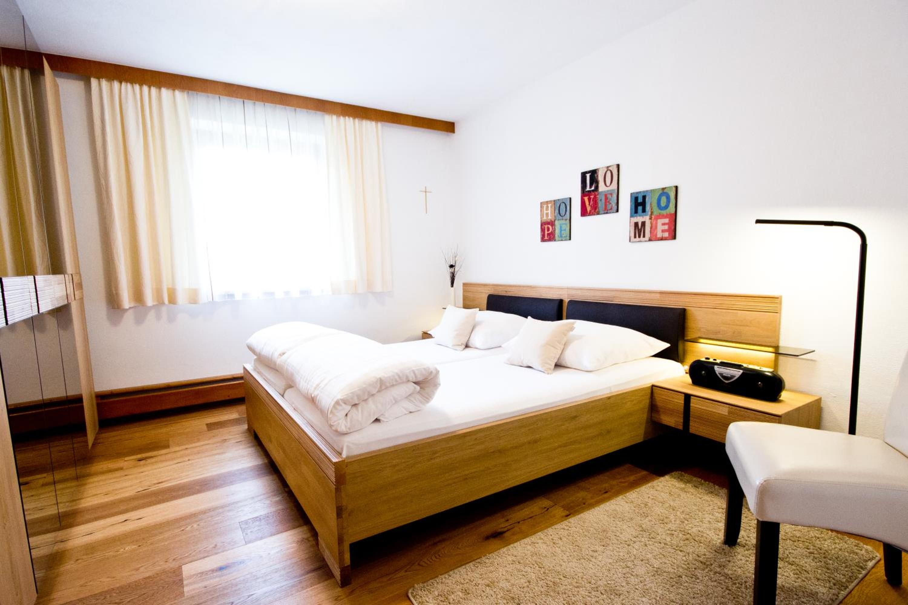 Apartment with Mountain View photo 1