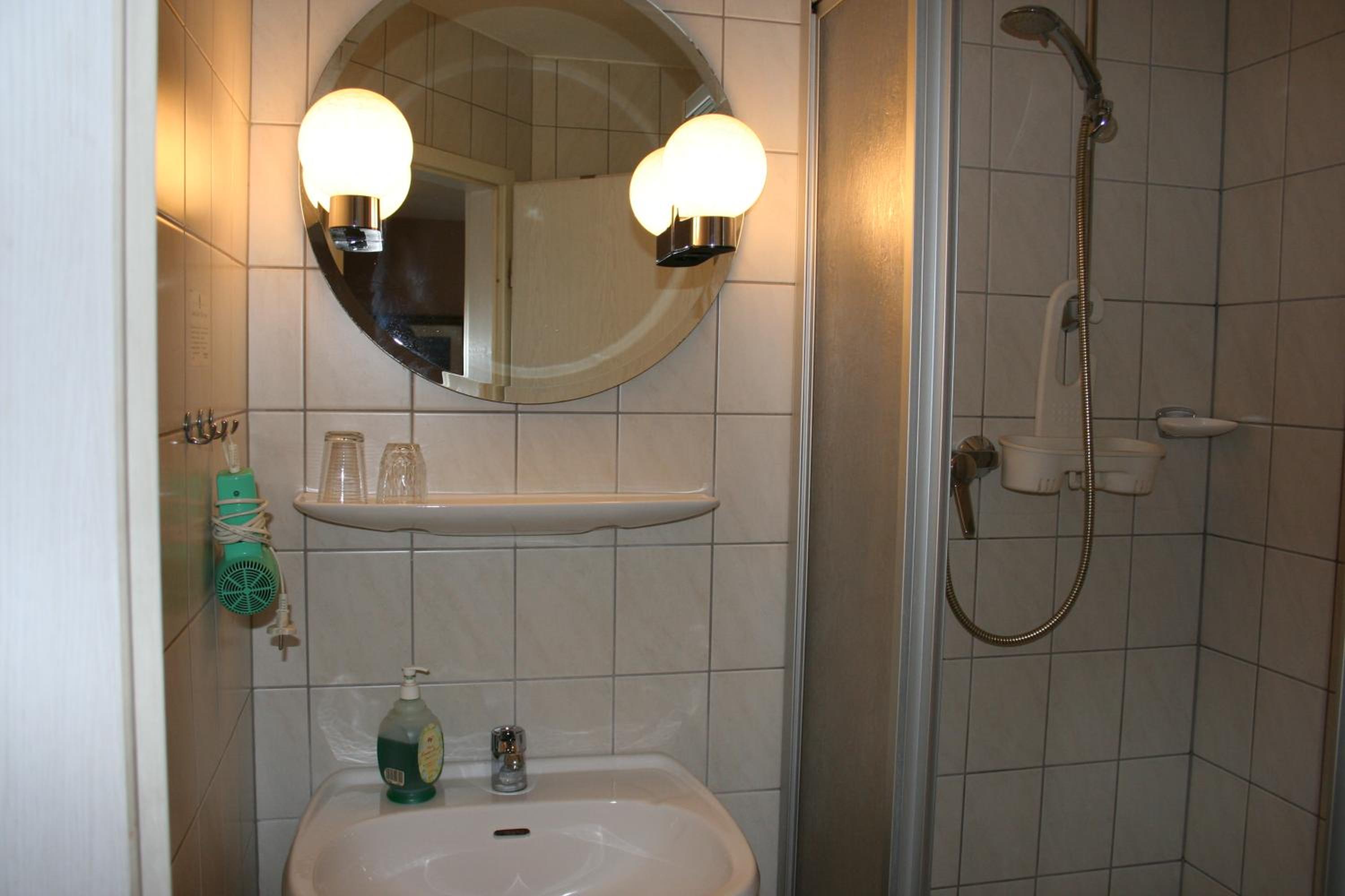 Deluxe Twin Room - Photo 5