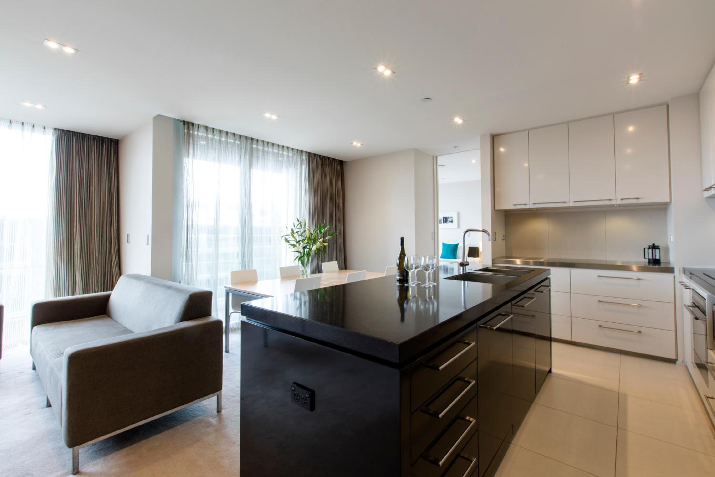 Two-Bedroom Apartment - Penthouse - Photo 5