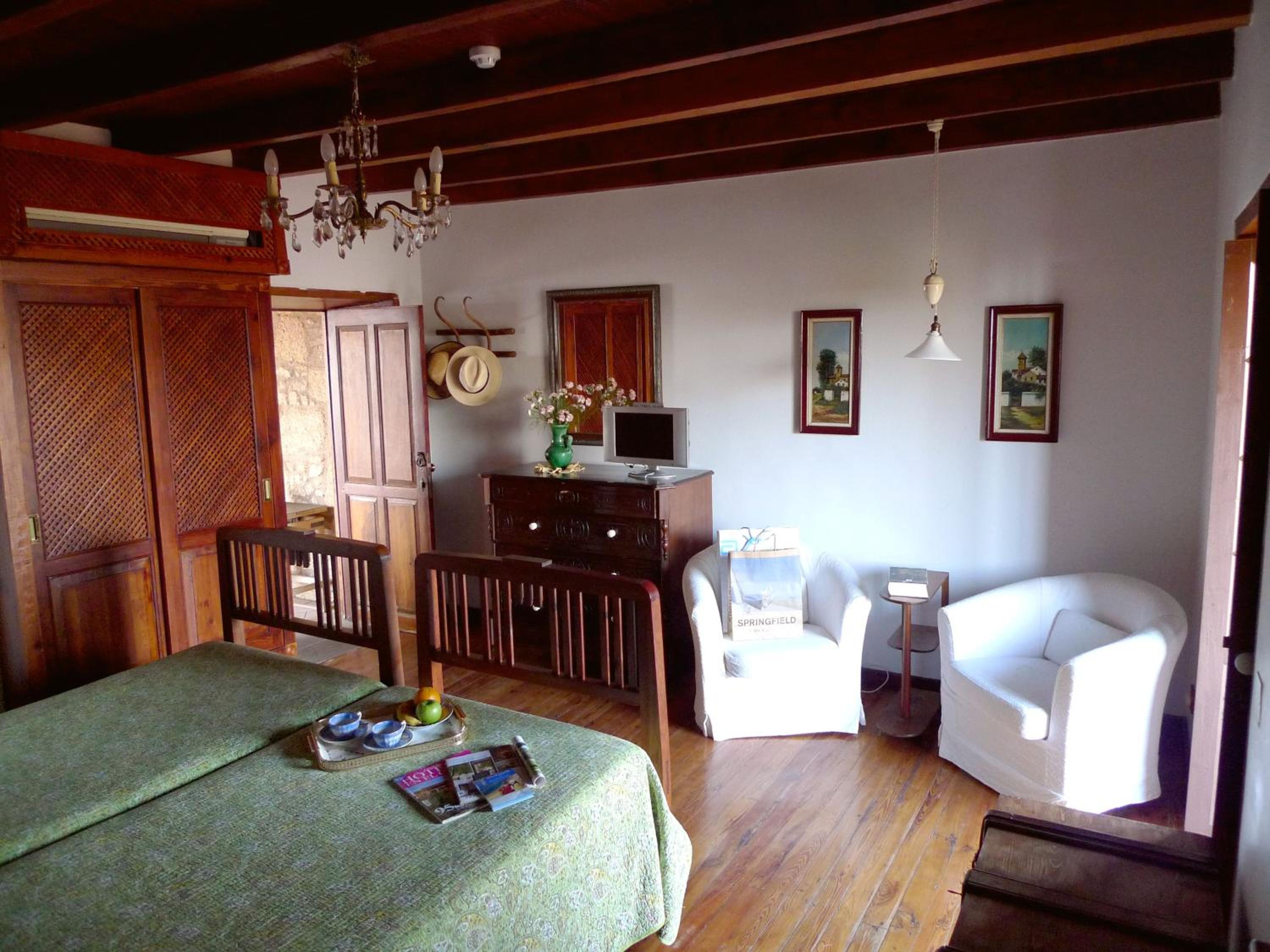 Habitación Doble o con Dos Camas
