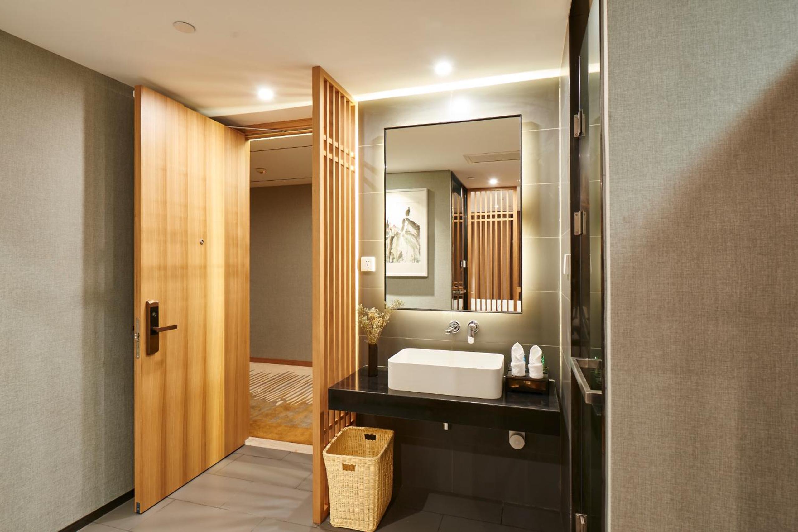 Business Queen Room(Promotion)