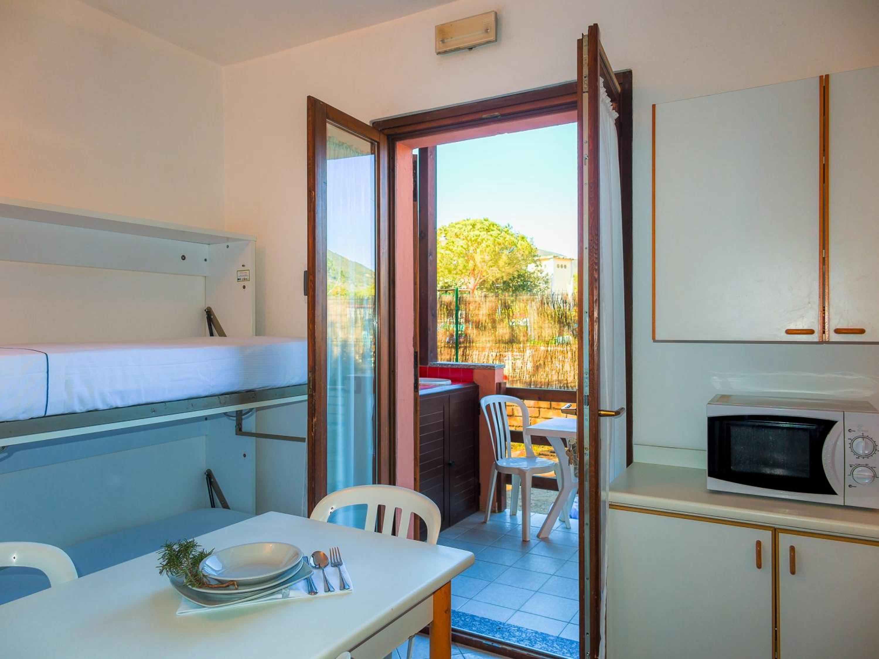 Bungalow (4 Adults)