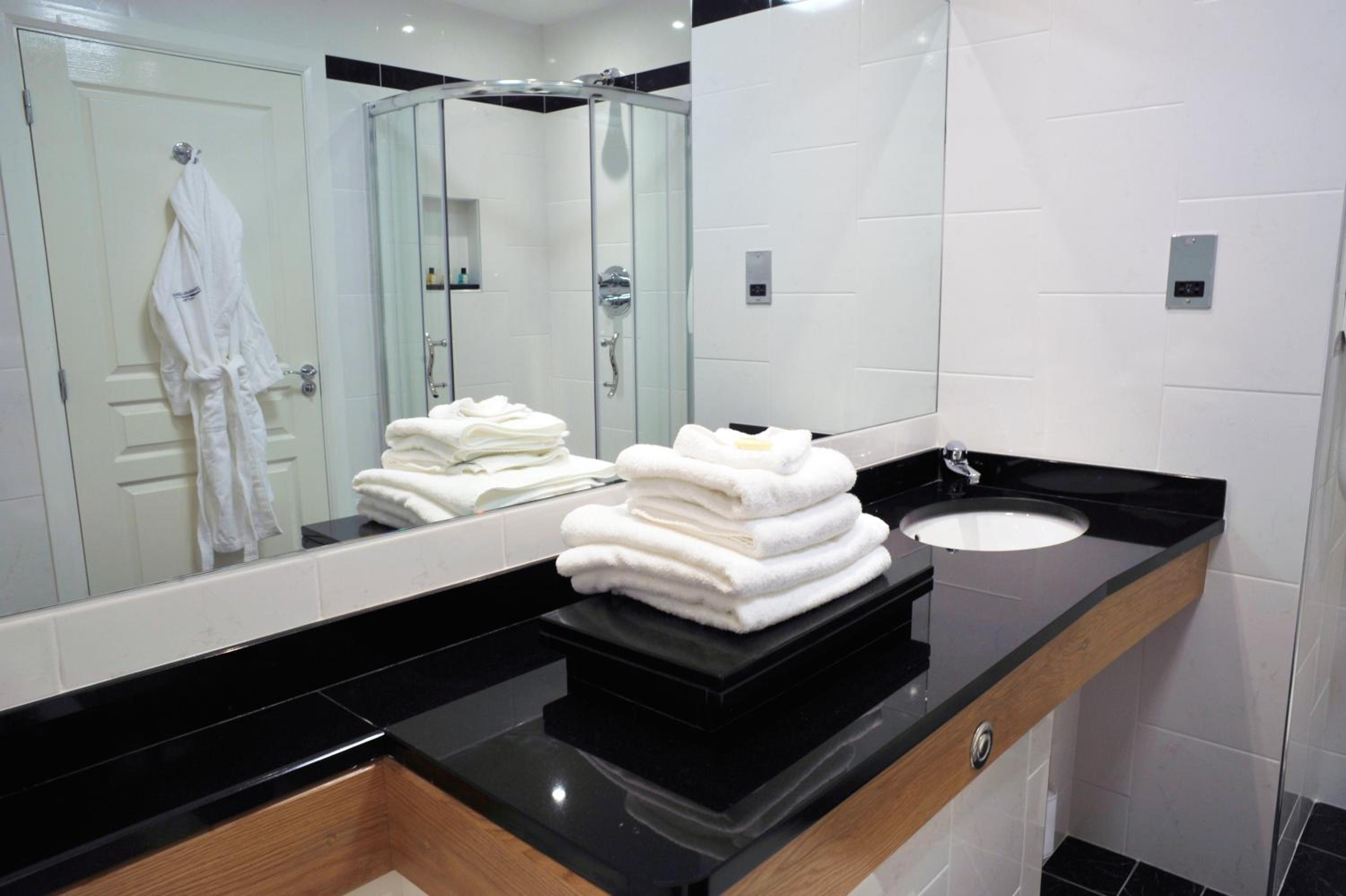 Standard Double or Twin Room photo 2