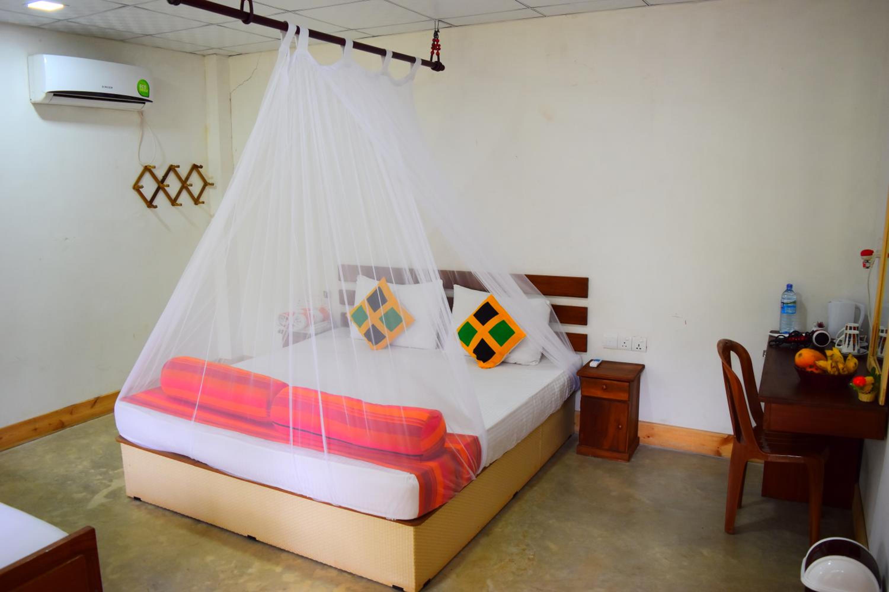 Superior Double Room with Garden View - Photo 12