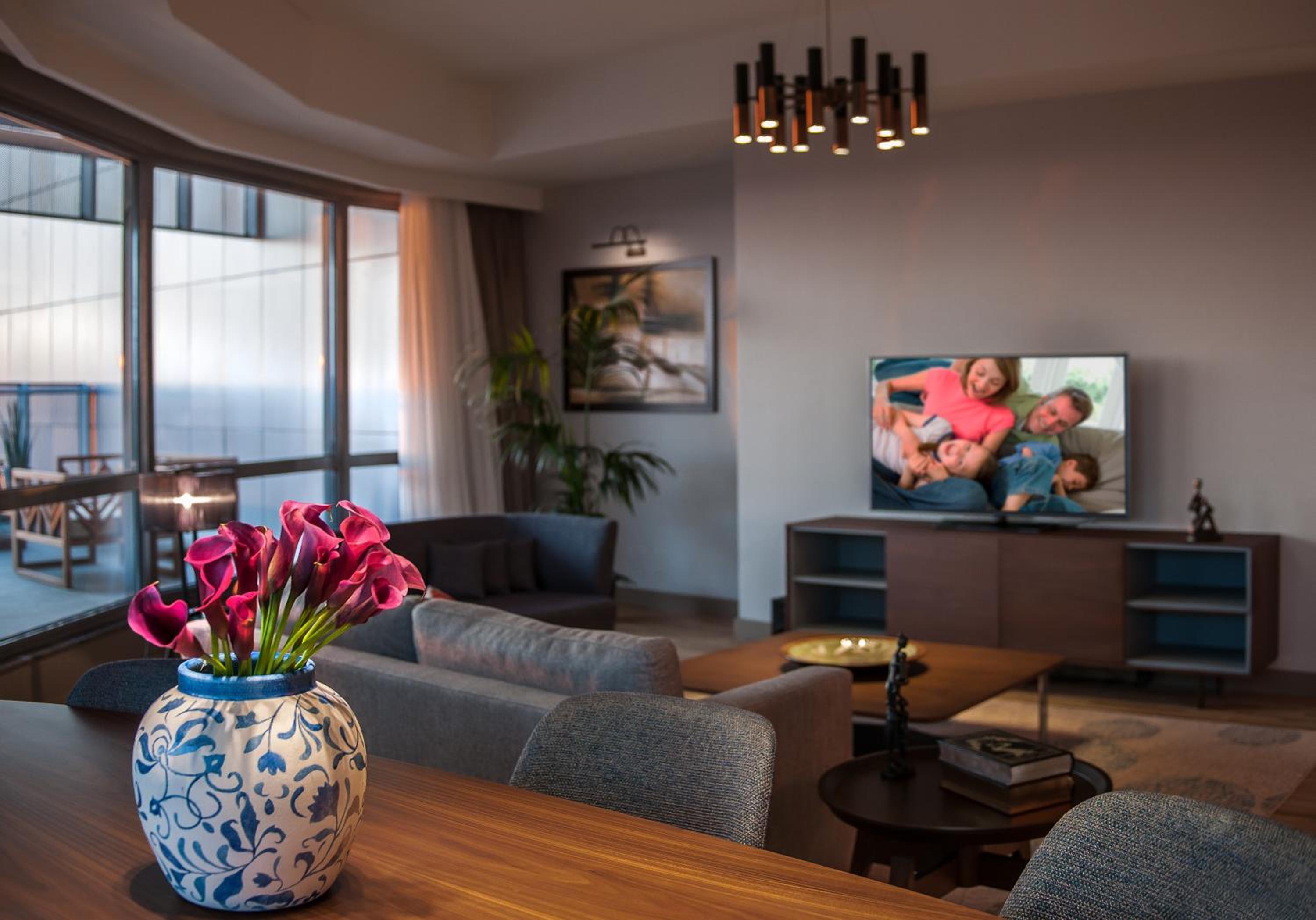Four-Bedroom Executive Apartment photo 1