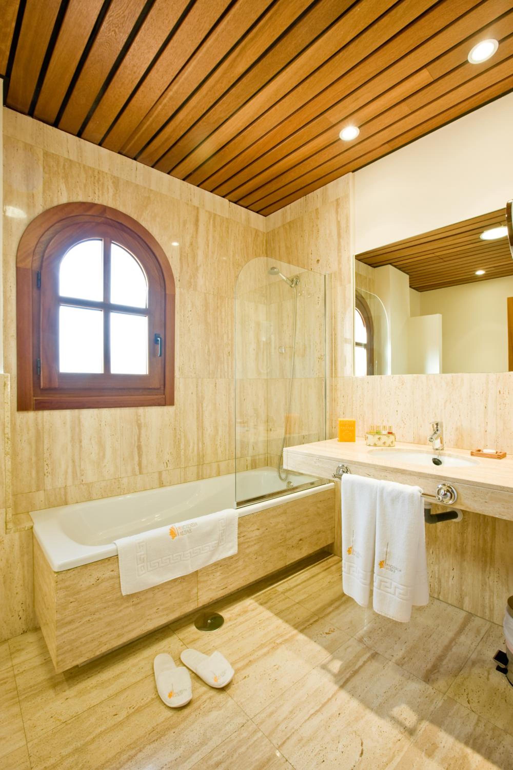 Double or Twin Room photo 2