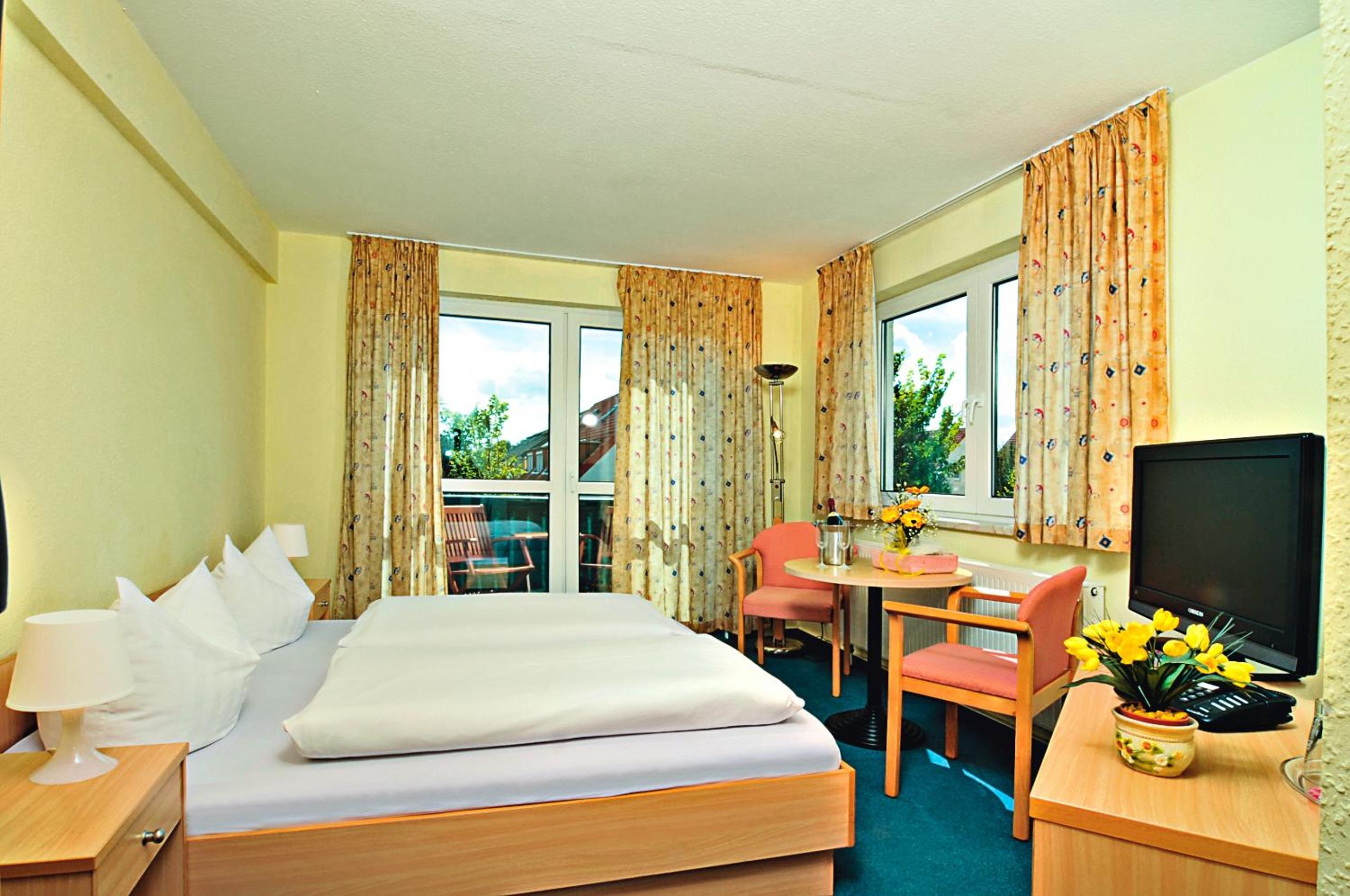 Double Room with Balcony photo 3