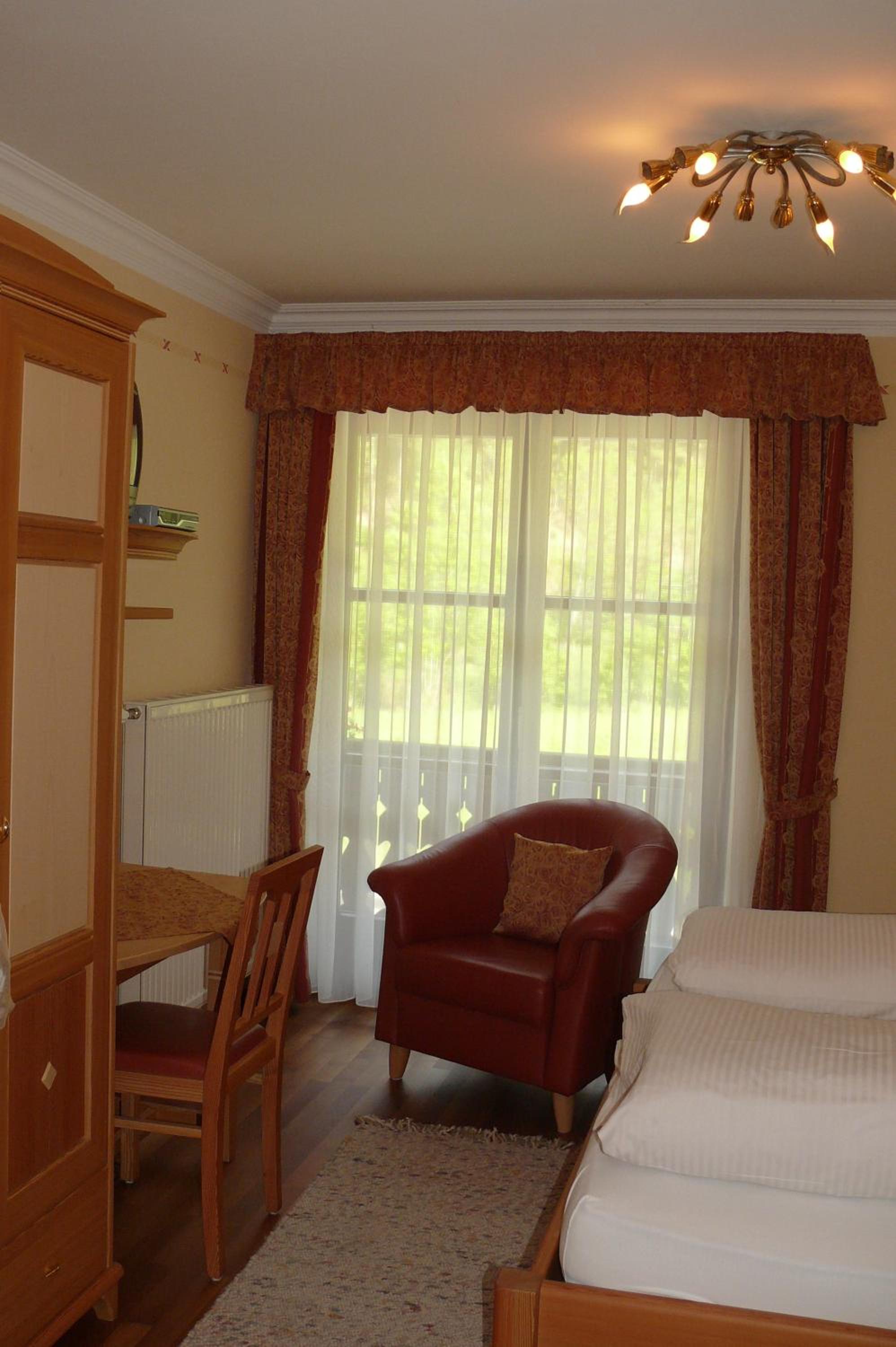 Double Room with Balcony photo 3