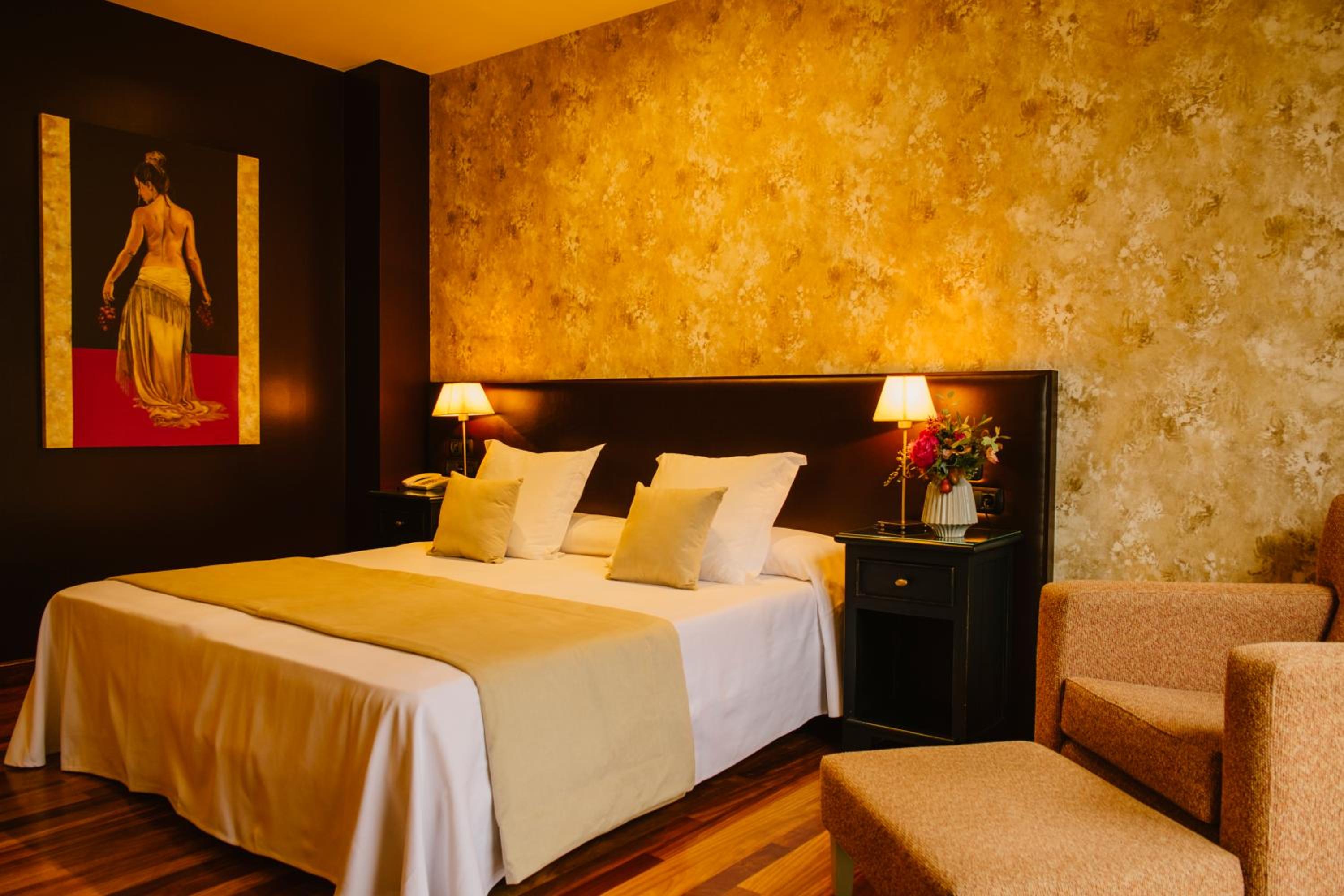 Superior Queen Room - Photo 9