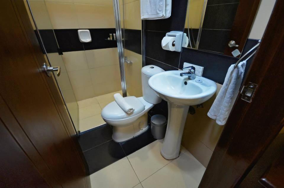 Deluxe Double or Twin Room - Photo 5