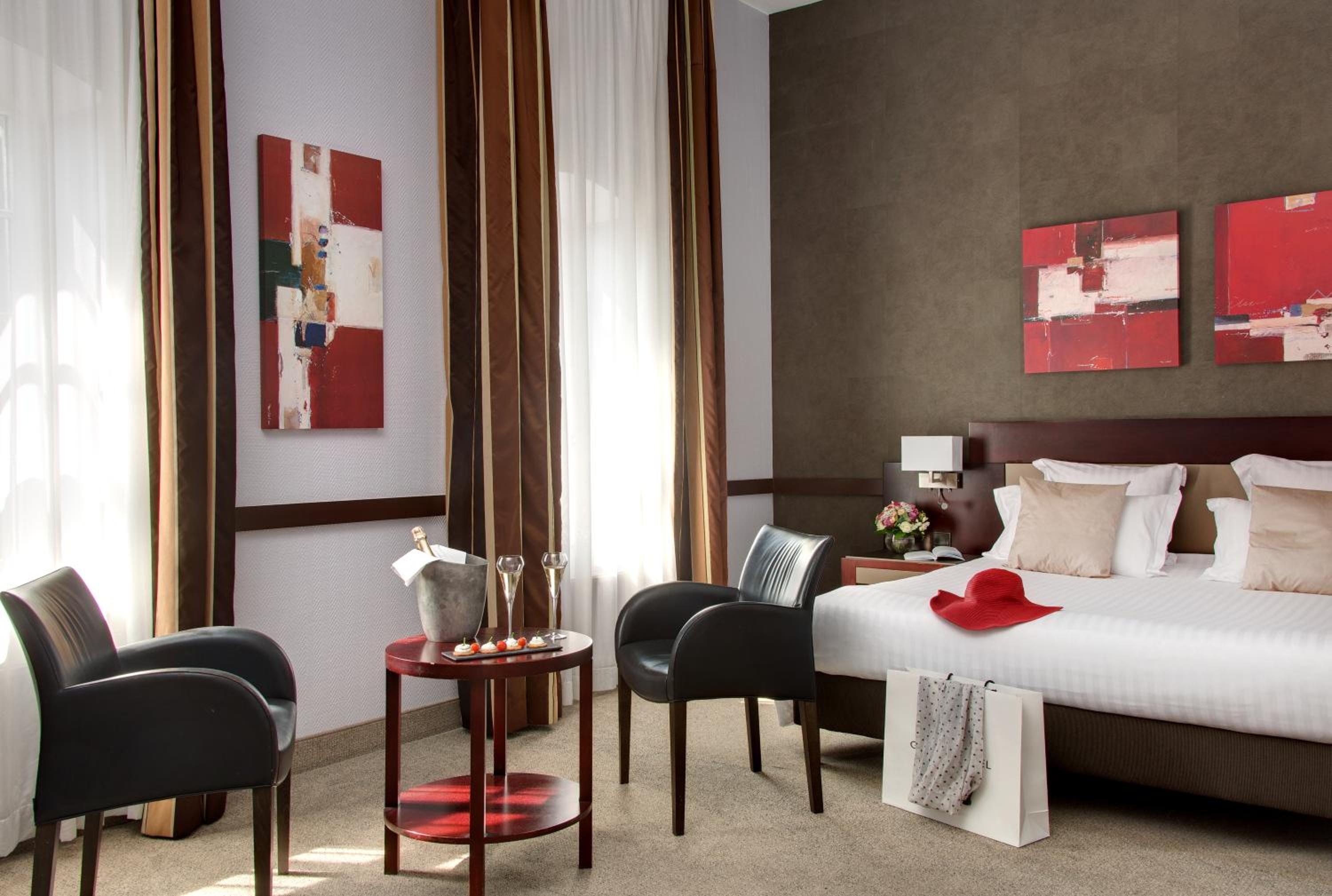 Comfort Suite - Photo 1