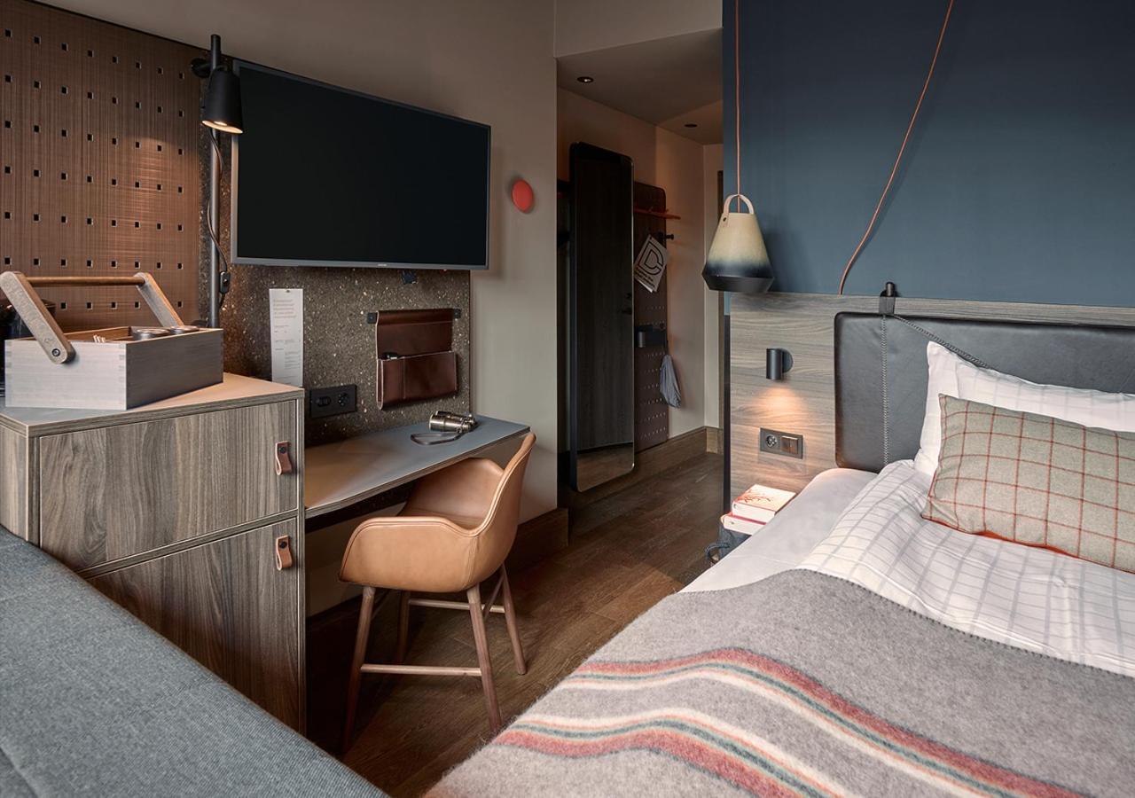 Single Room