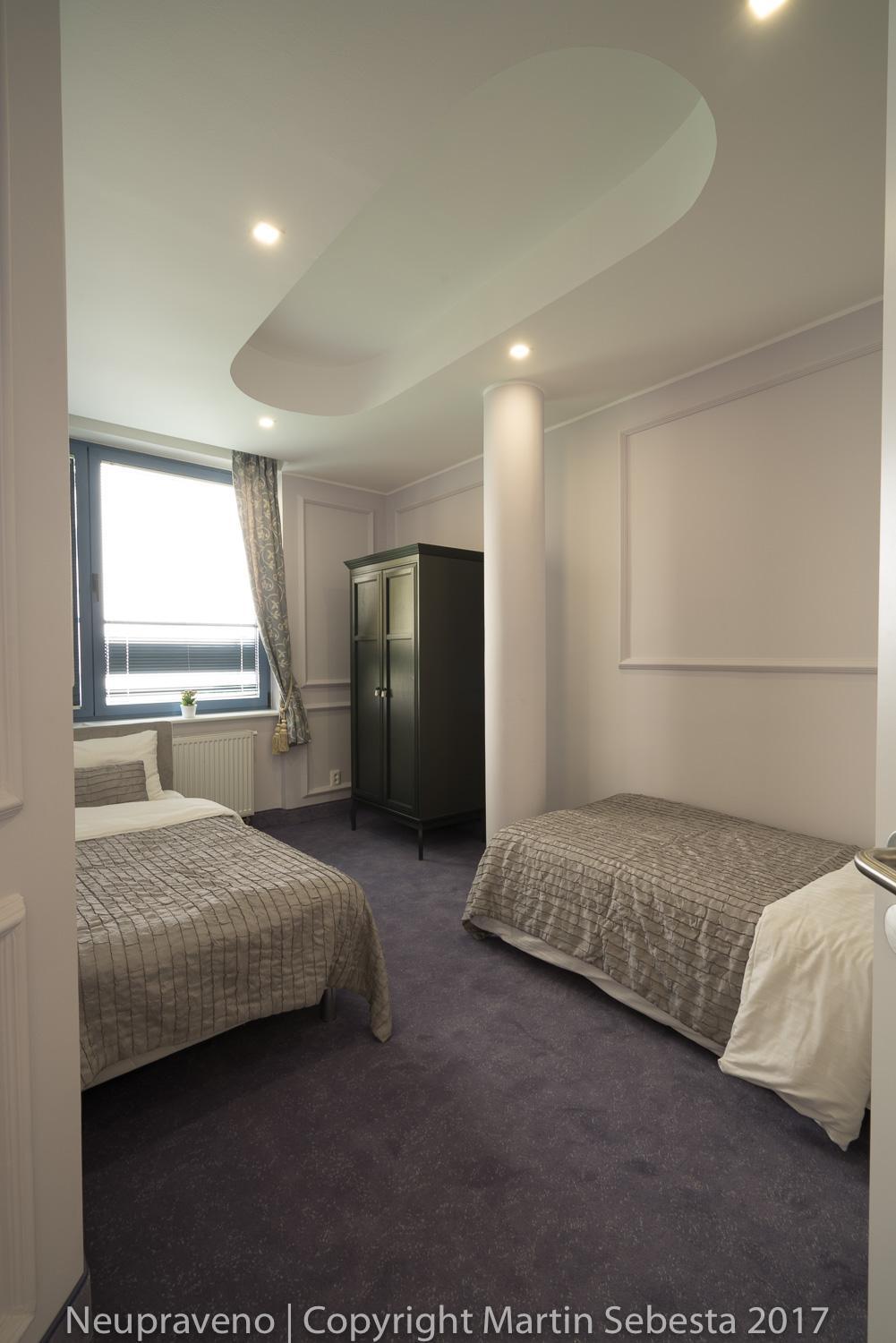 Deluxe Two-Bedroom Apartment
