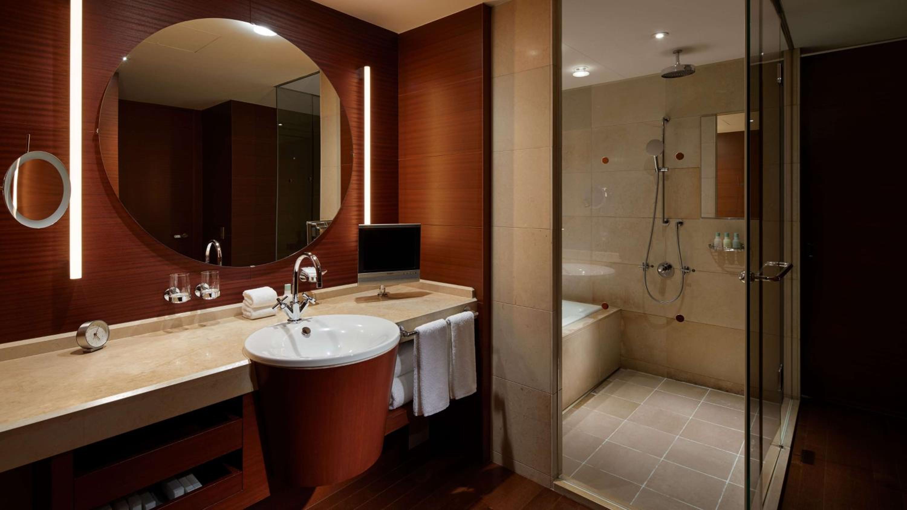 Grand Executive Suite with One King Bed Grand Executive Suite with One King Bed