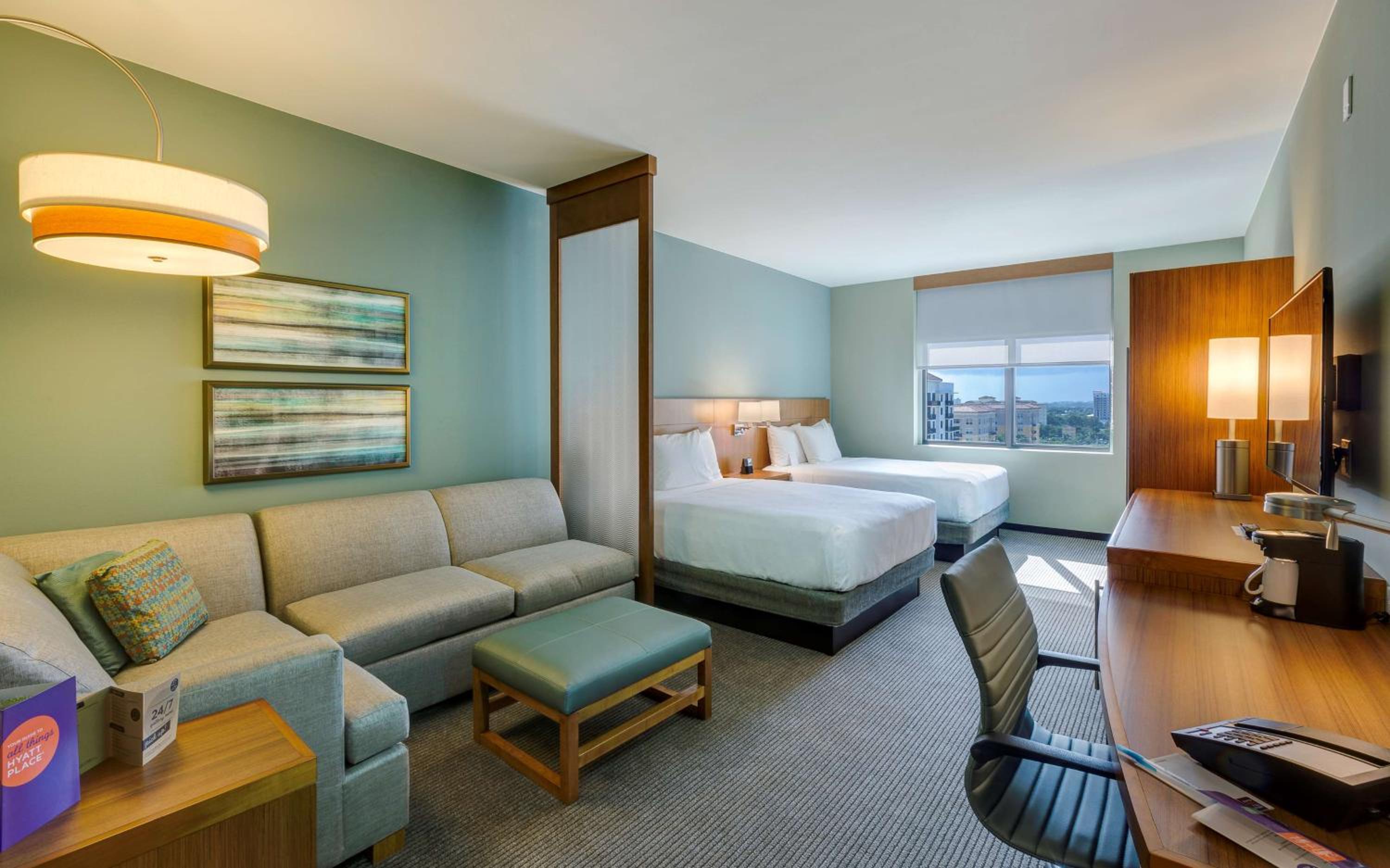 Queen Room with Sofa Bed and Accessible Tub - Disability Access