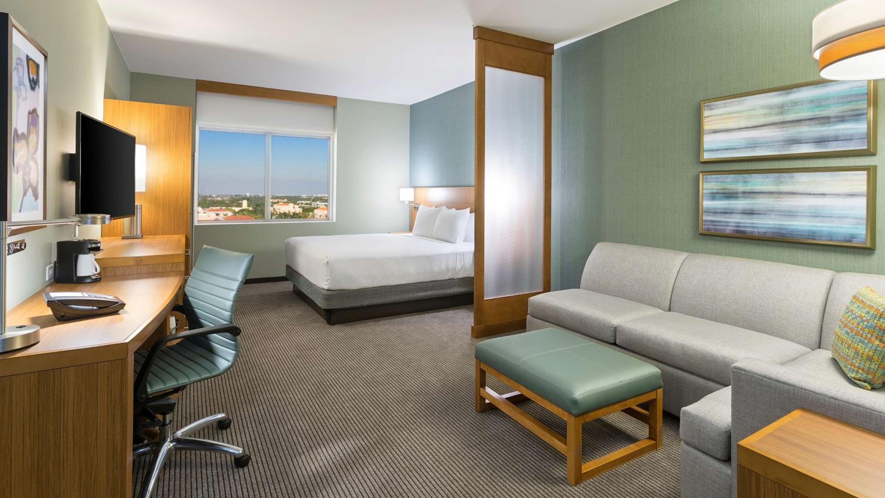 King Room with Sofa Bed and Accessible Tub - Disability Access