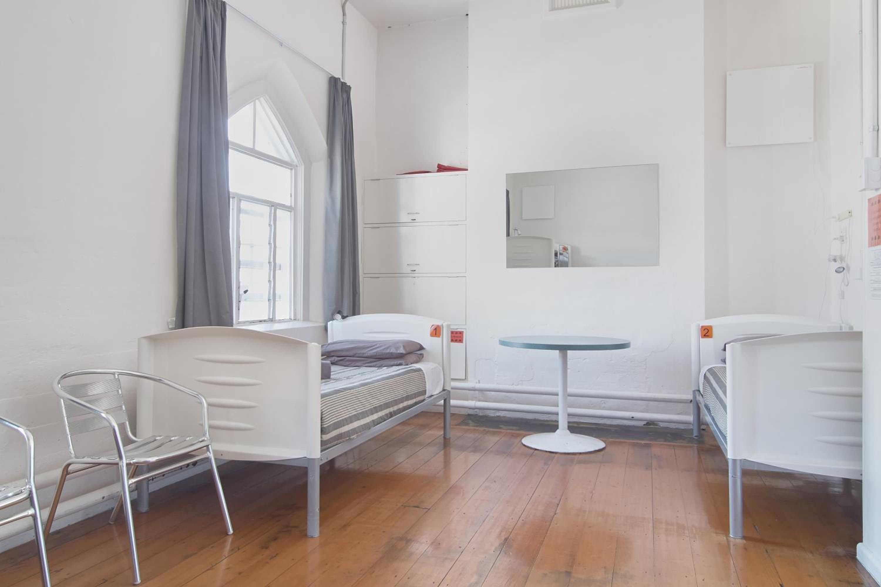 Bed in 6-Bed Dormitory Room photo 1
