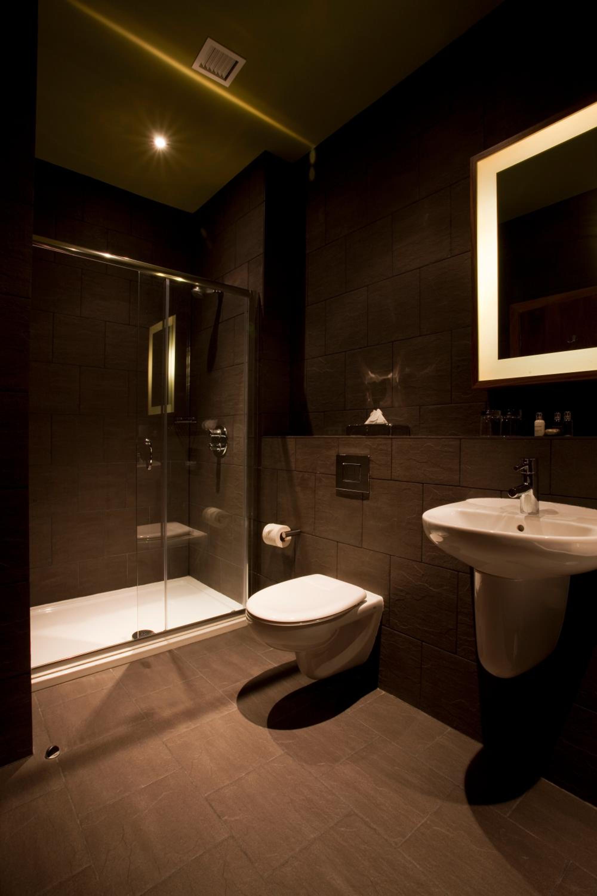 Executive Double Room with Street View photo 2