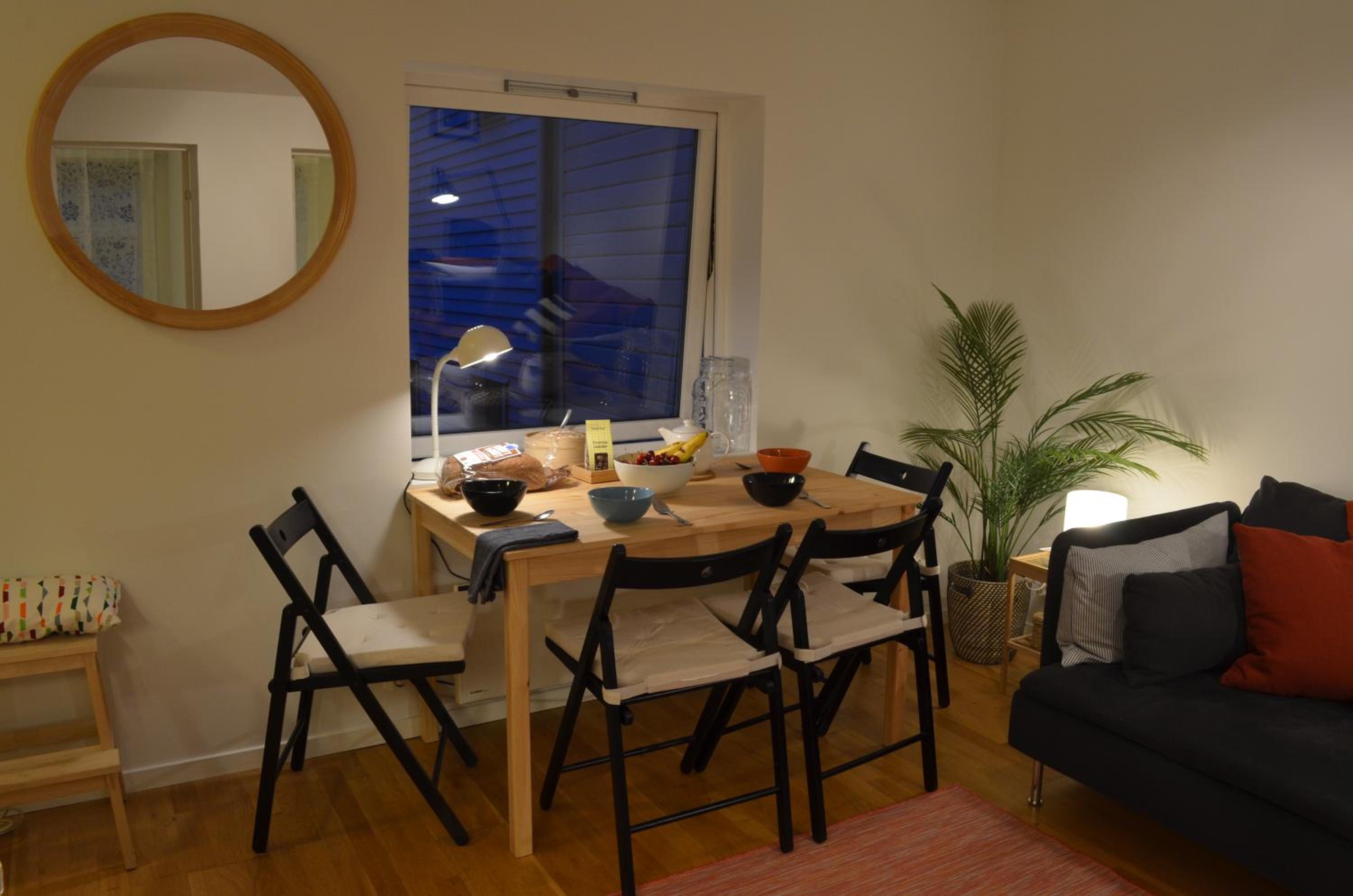 Two-Bedroom Apartment - Photo 5