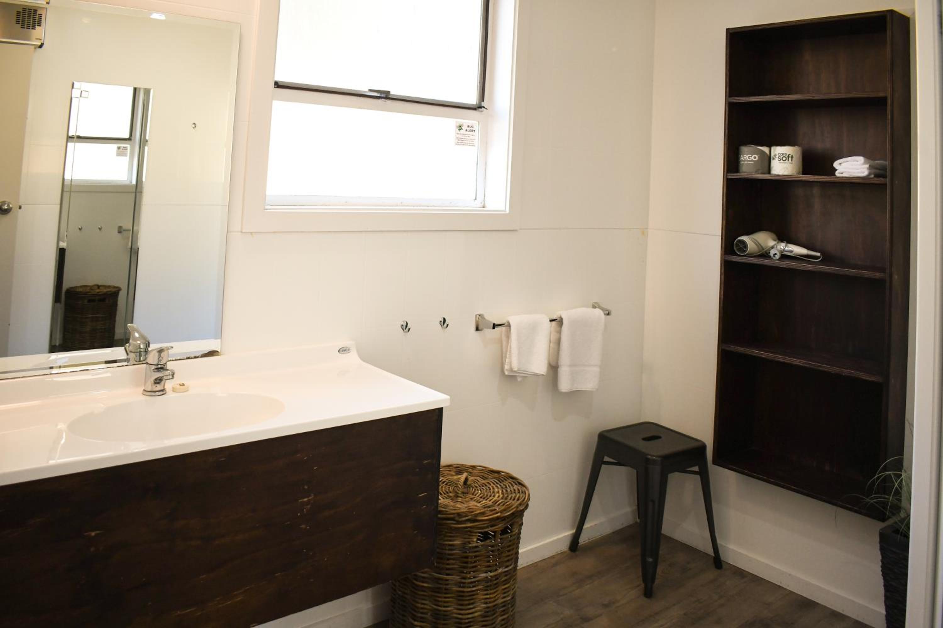 Two-Bedroom Apartment thumbnail 5