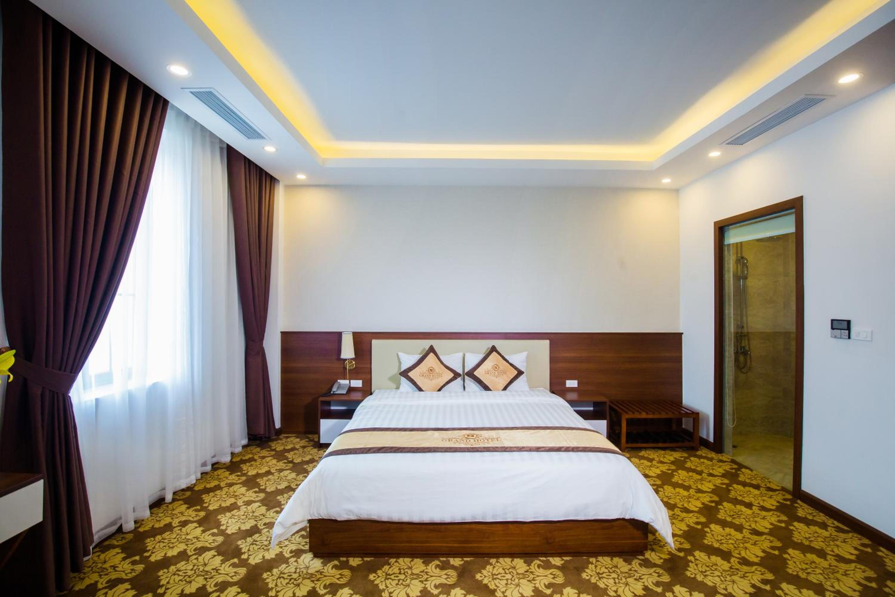Deluxe Room - Photo 2