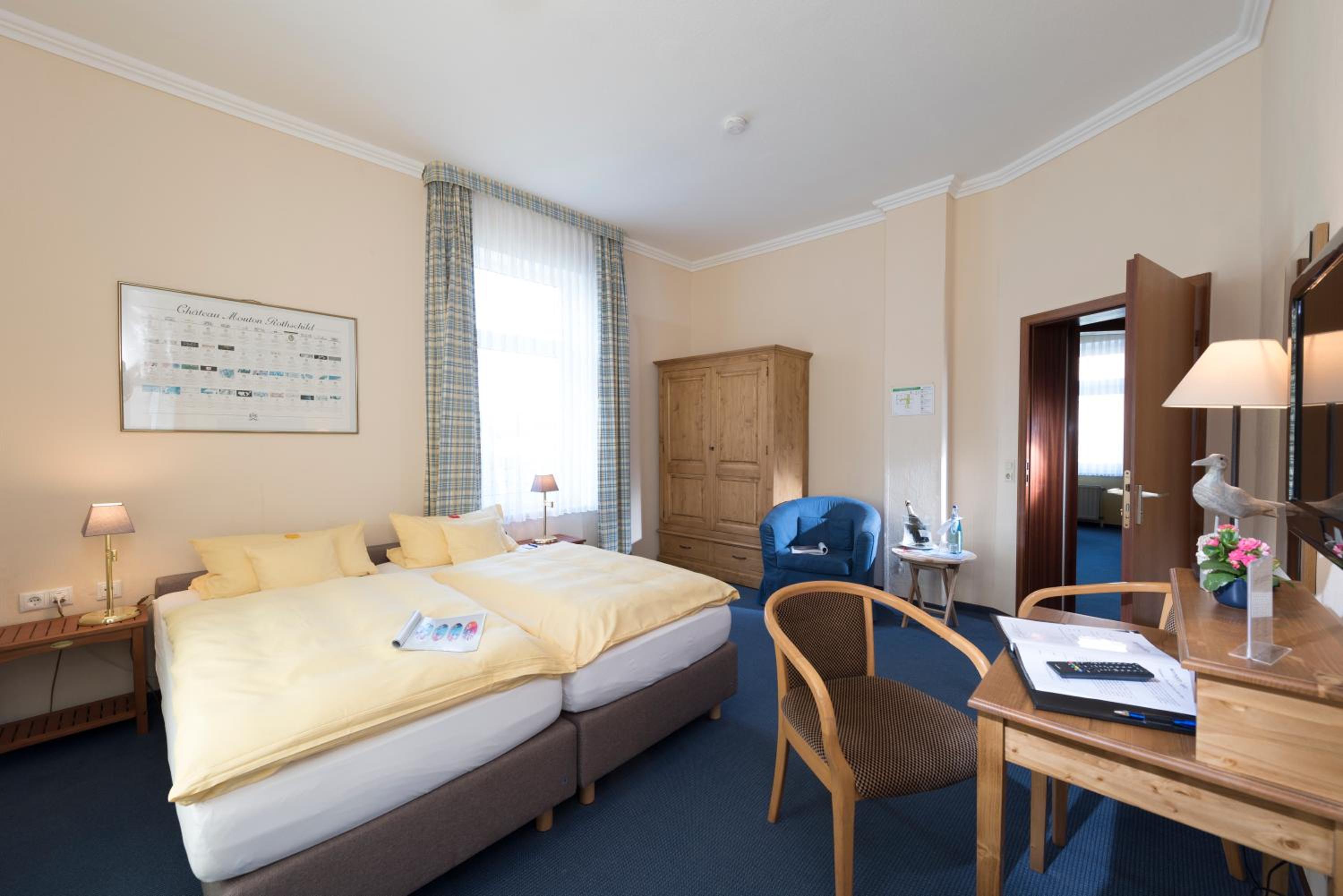 Double Room - Photo 15