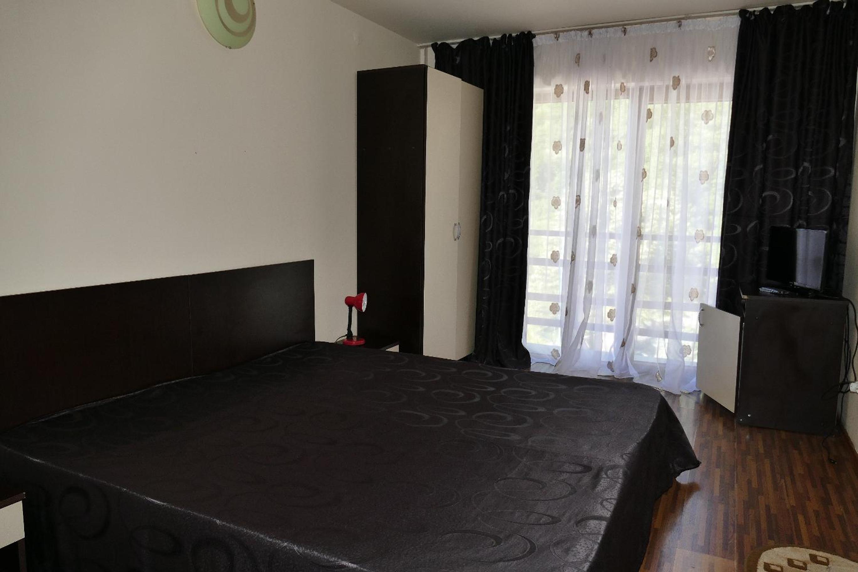 Queen Room with Balcony photo 1