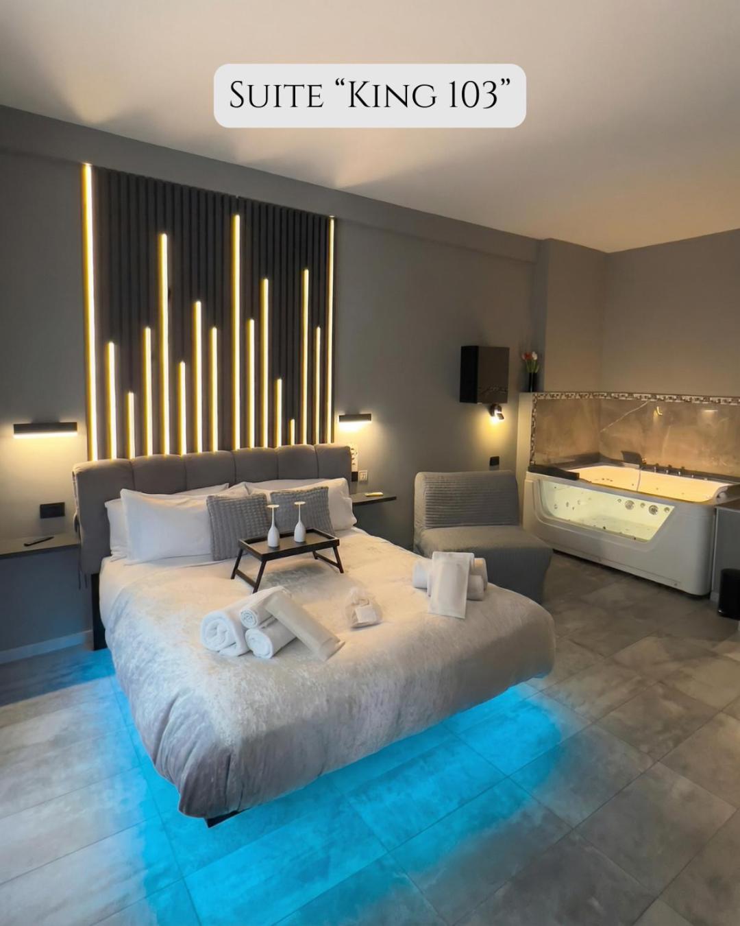 Superior King Room photo 1
