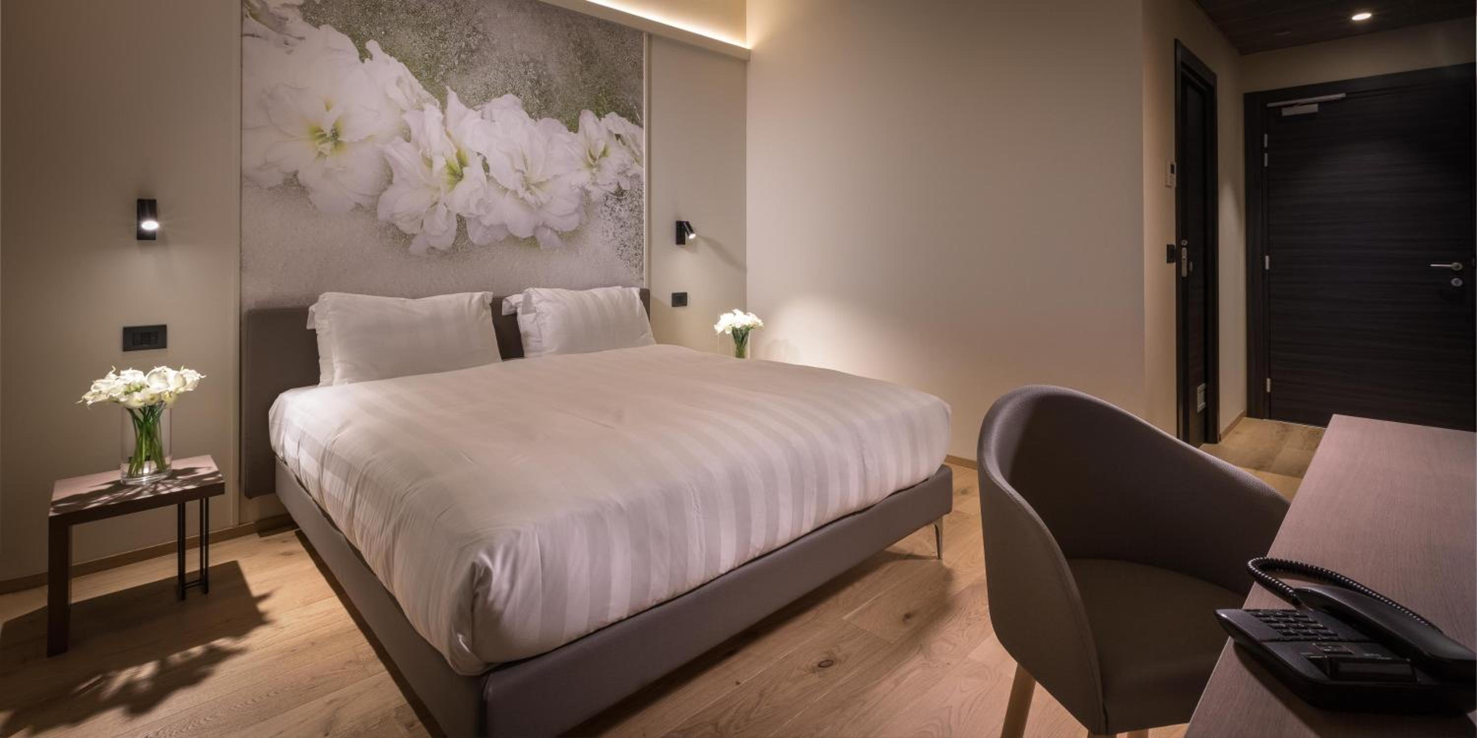 Superior King Room photo 2