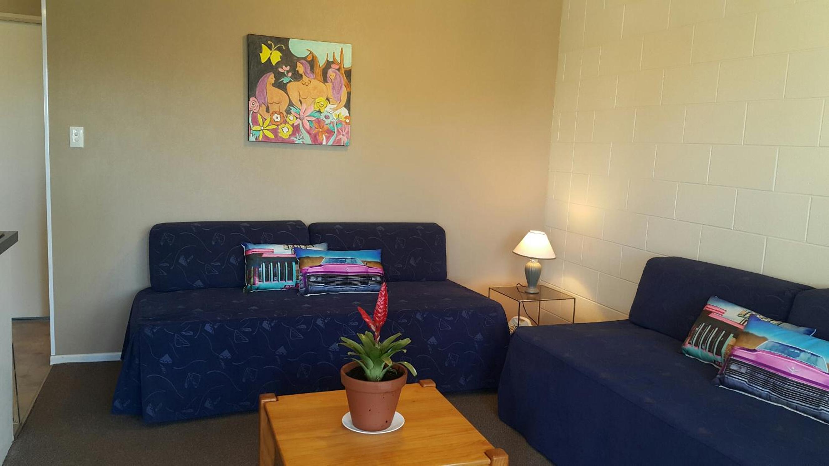 One-Bedroom Apartment - Photo 11