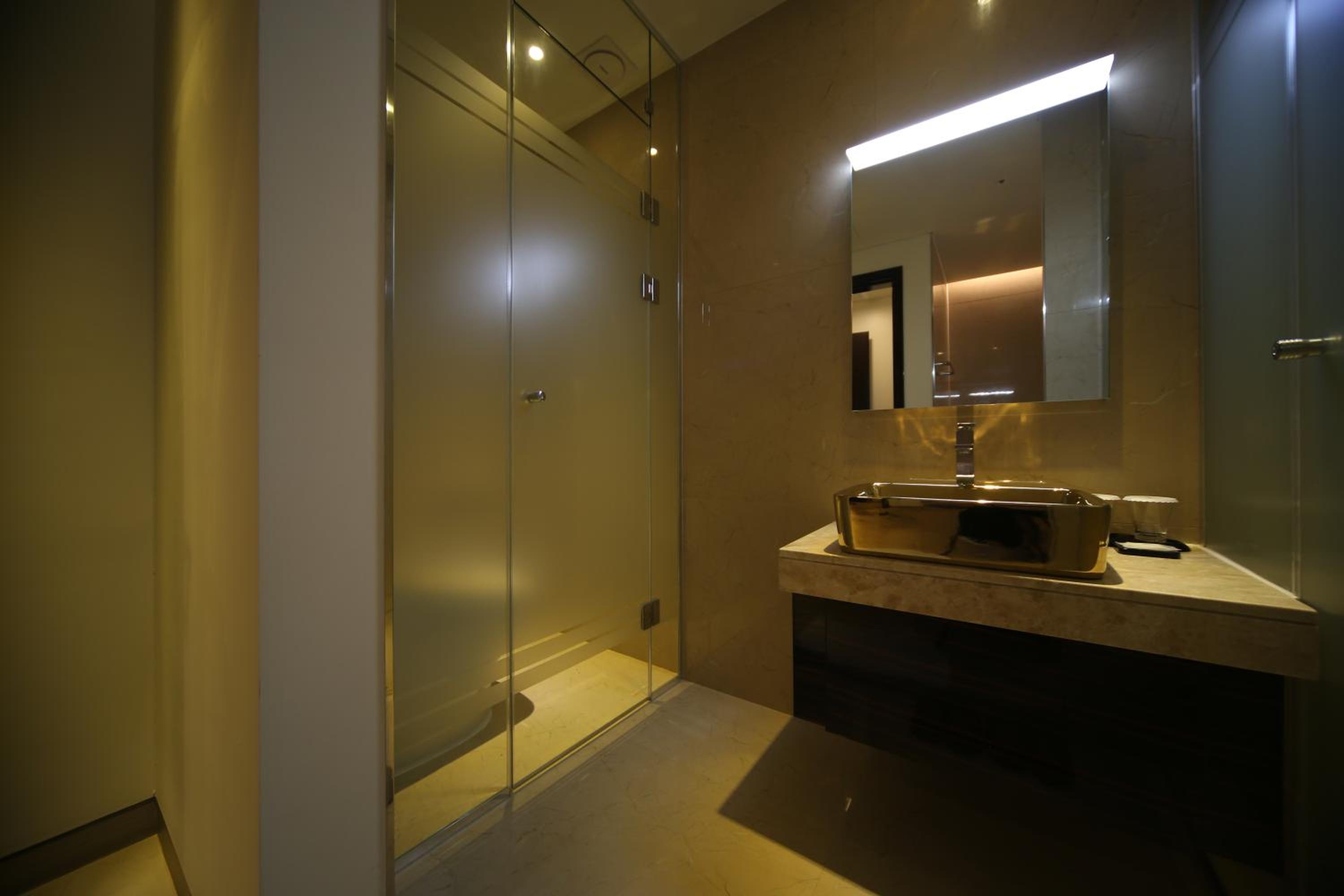 Double Room with Spa Bath photo 2
