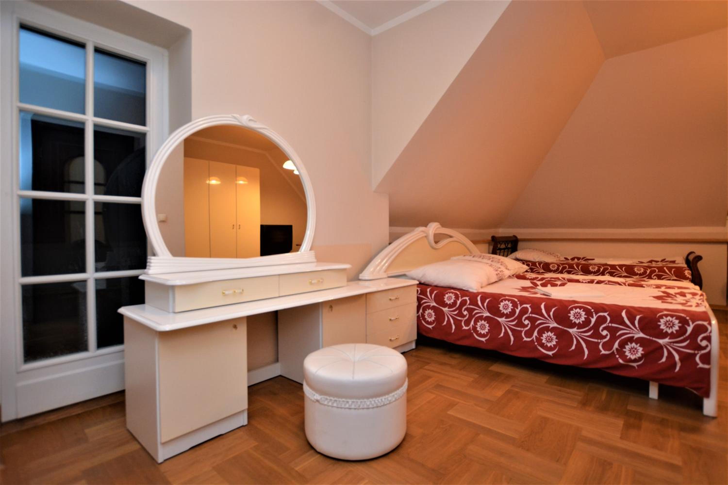 Comfort Triple Room with Shower photo 3
