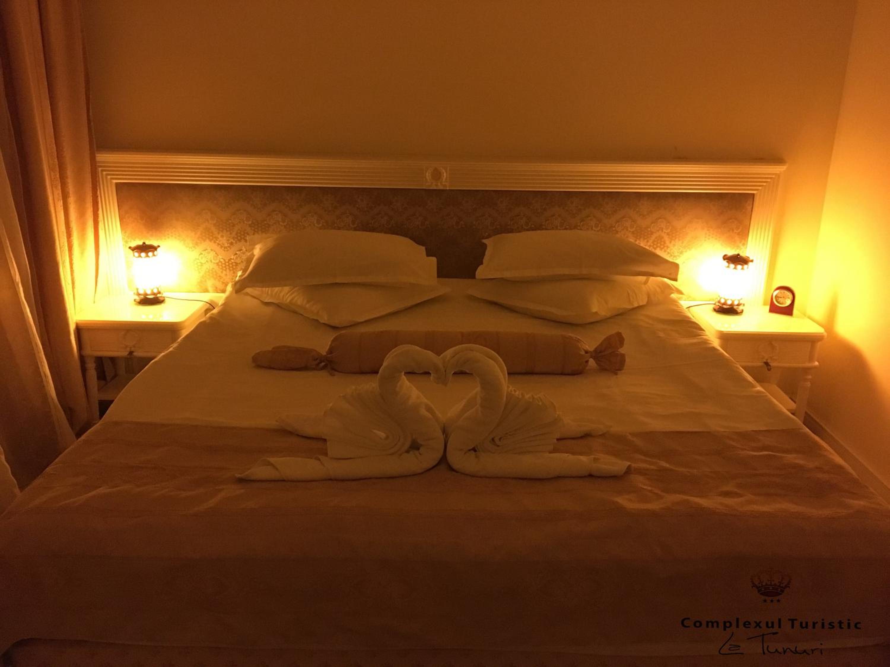 Deluxe Suite - Photo 16