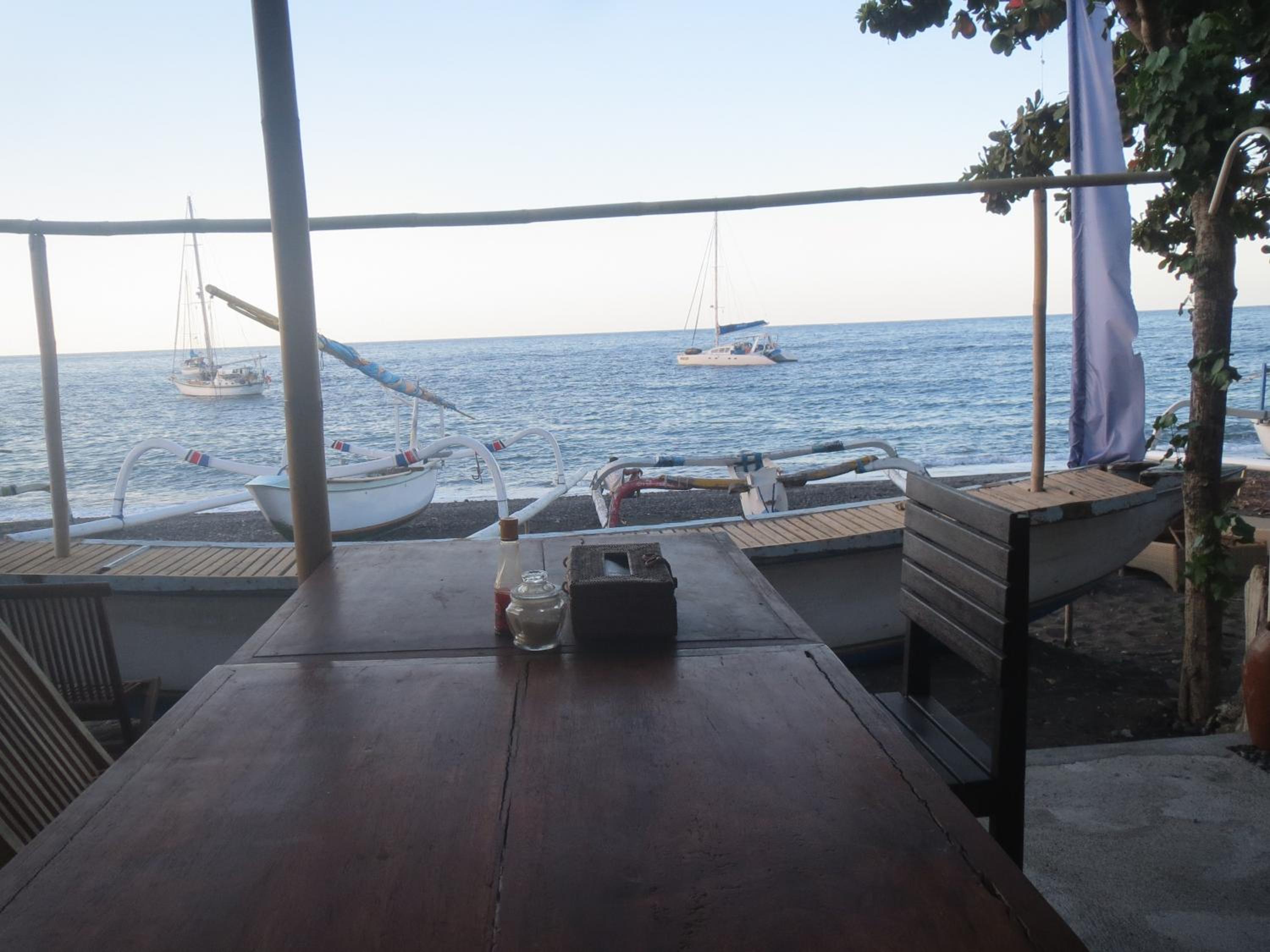 Deluxe Double Room with Balcony - Photo 6