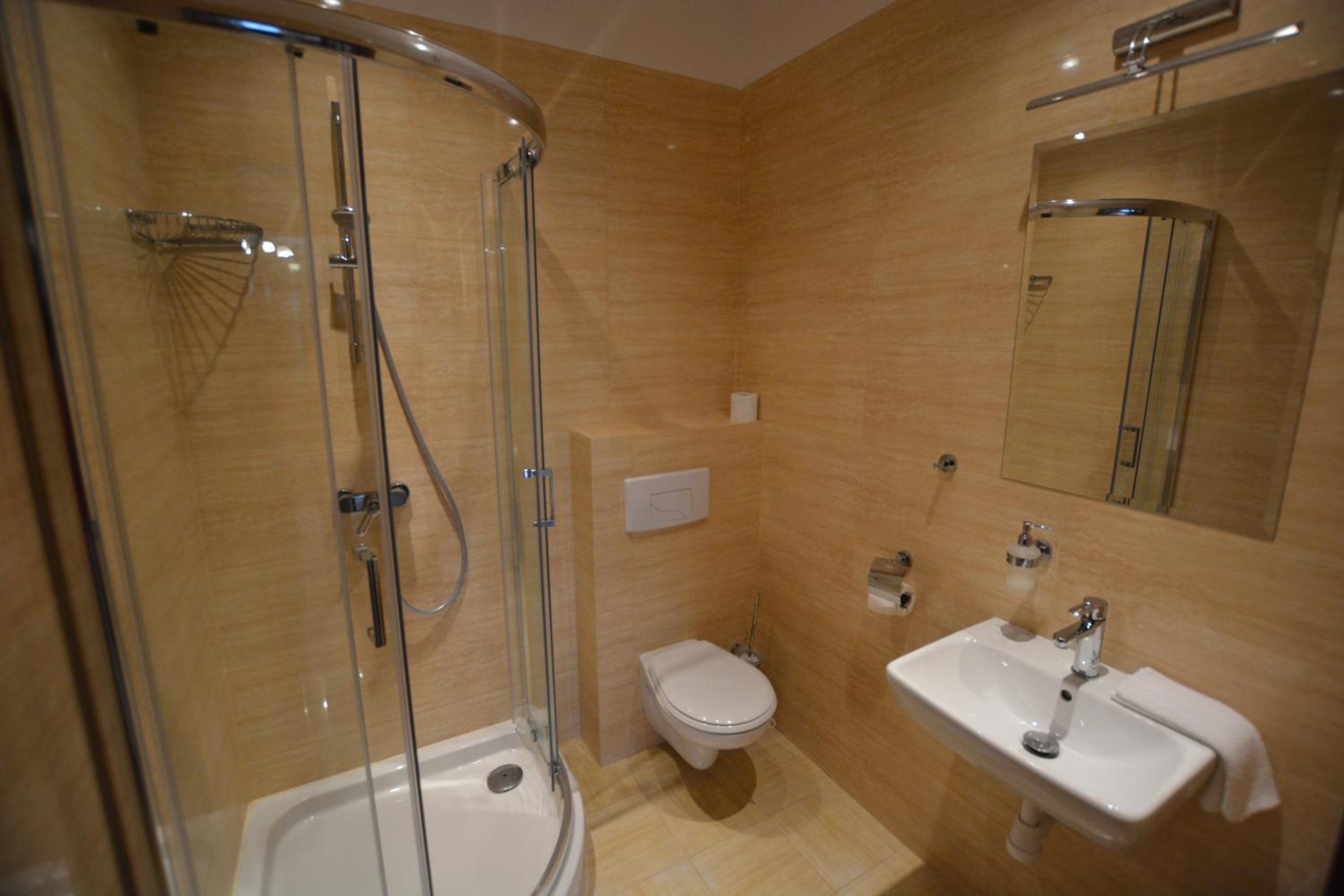 Classic Triple Room - Photo 2