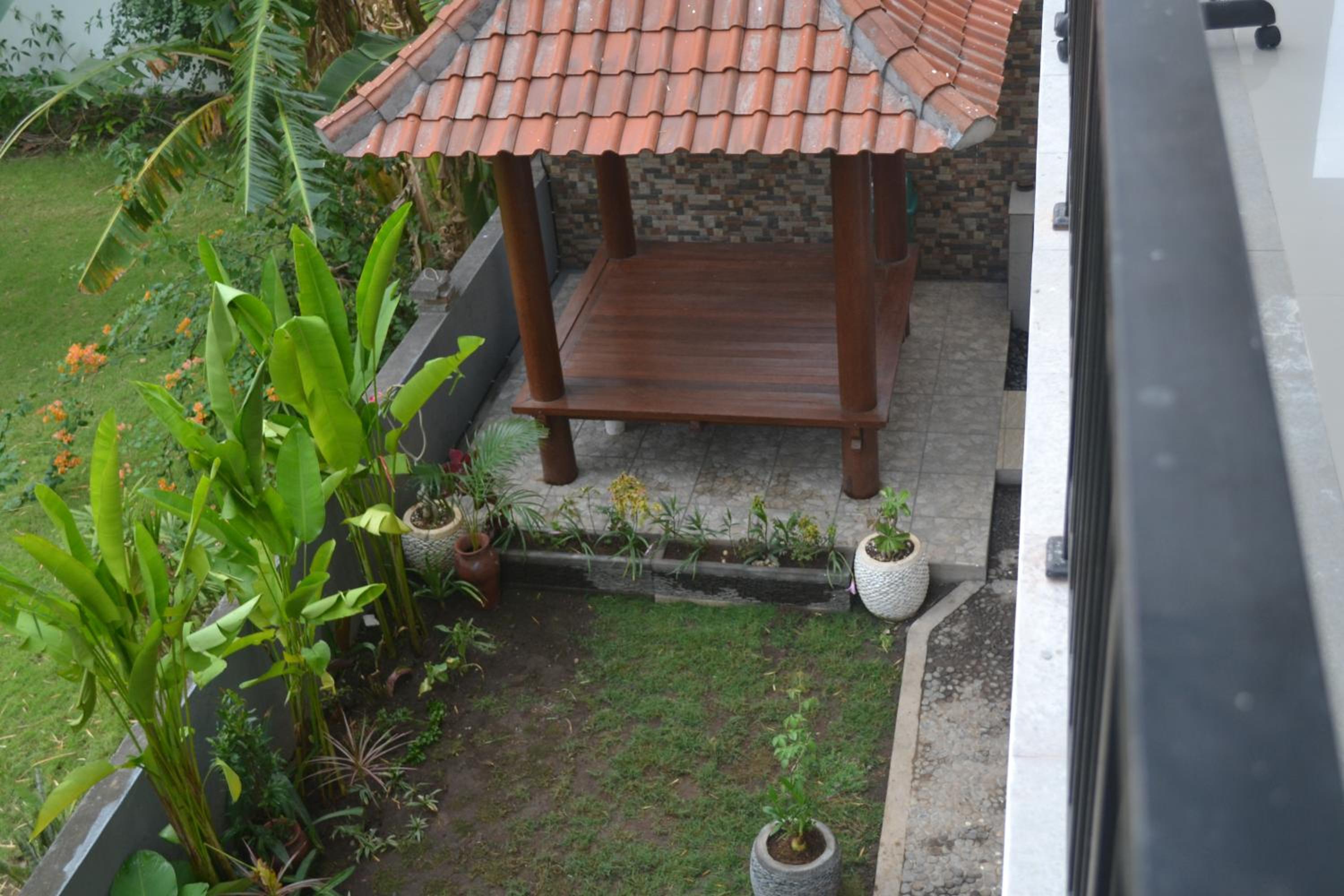 Deluxe Double Room with Balcony - Photo 23