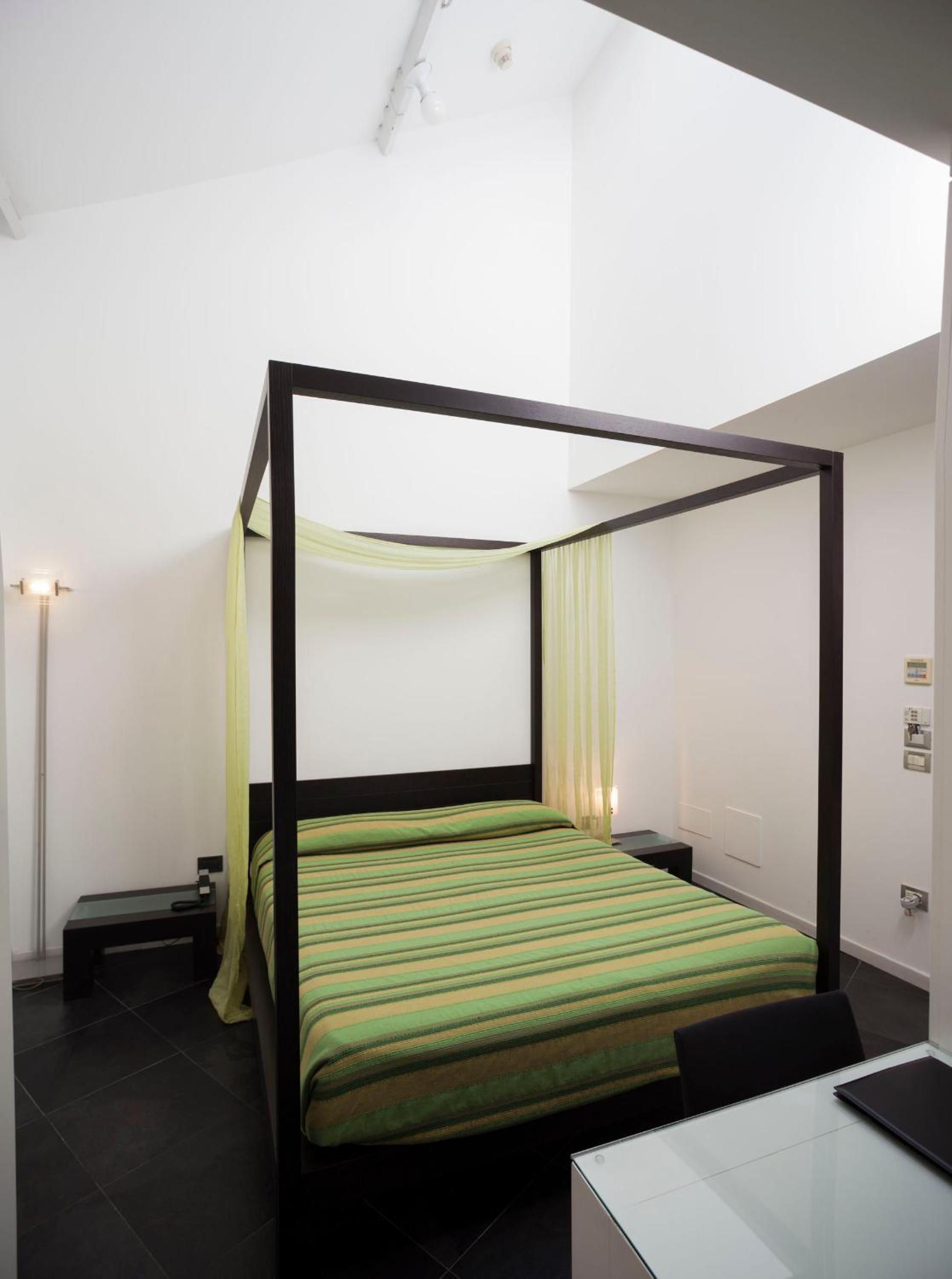 Economy Double Room photo 3