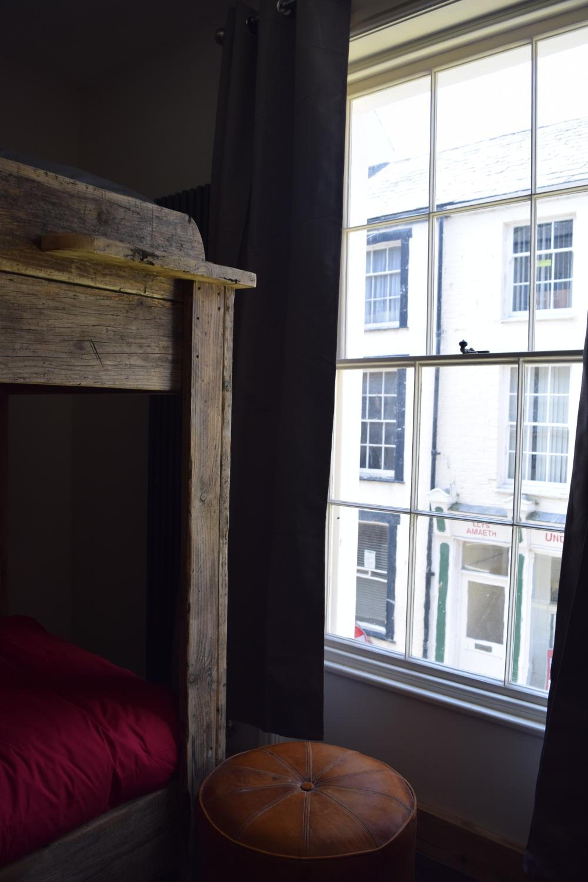 Small Twin Room photo 1