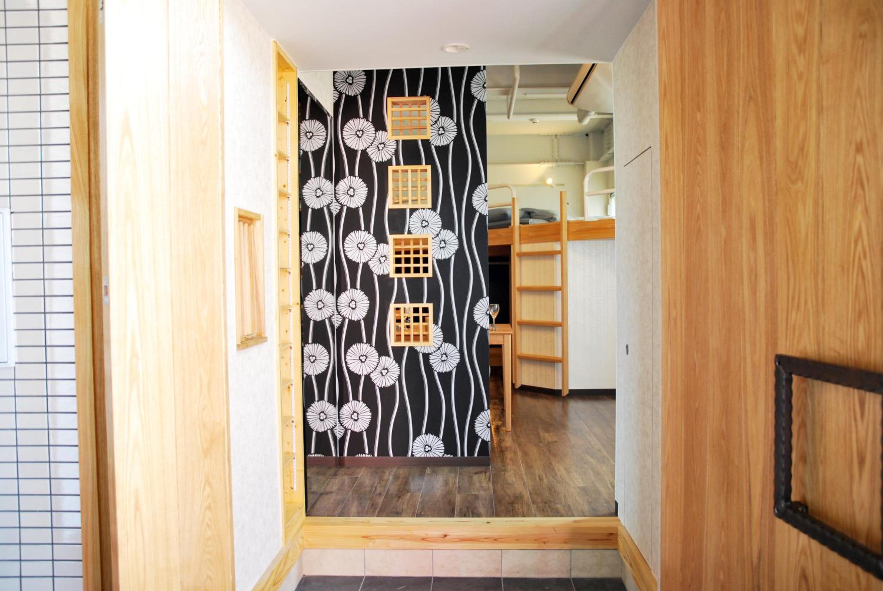 Deluxe Family Suite photo 1