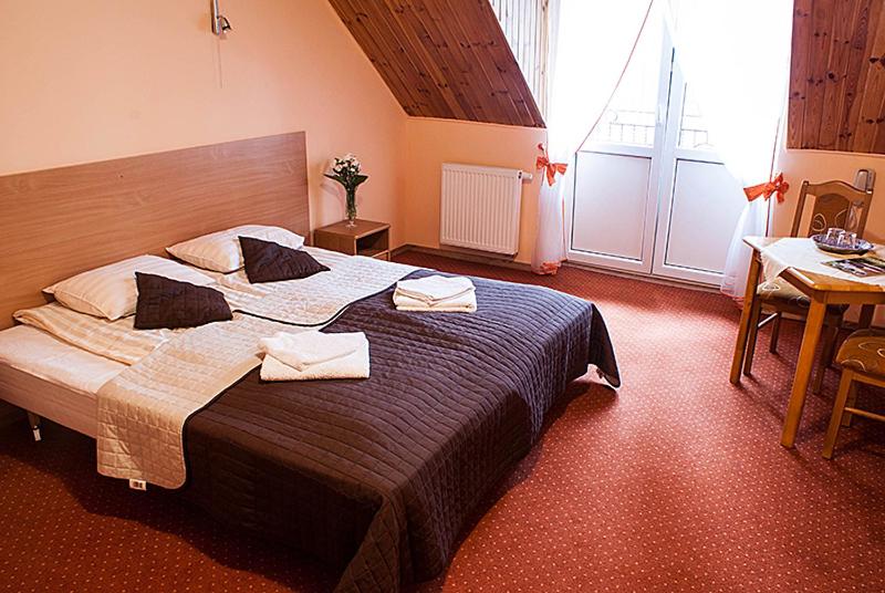 Large Double Room - Photo 2