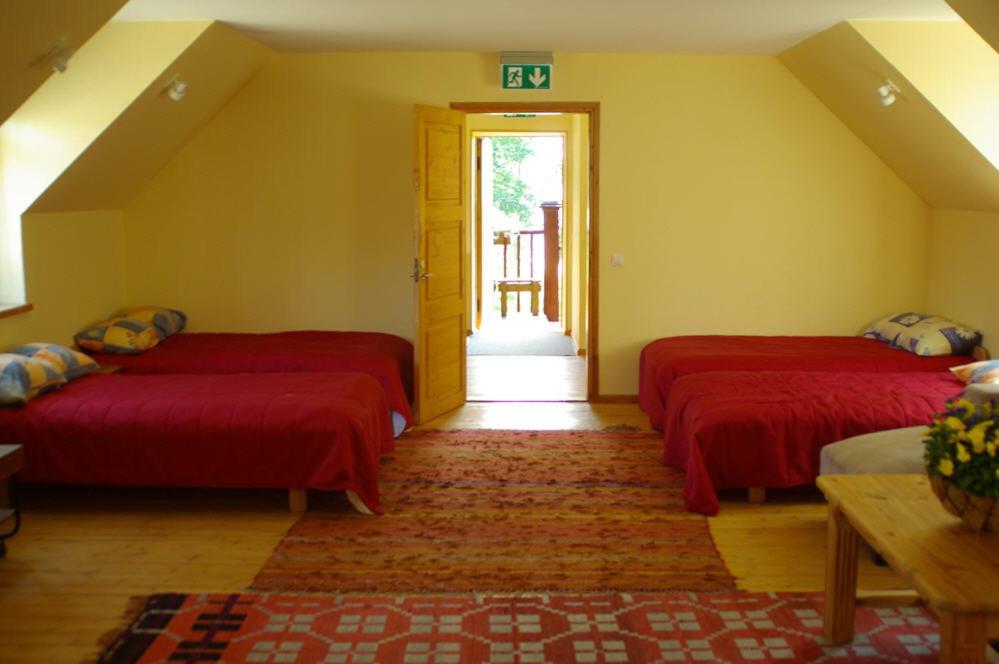 Three-Bedroom House - Photo 10